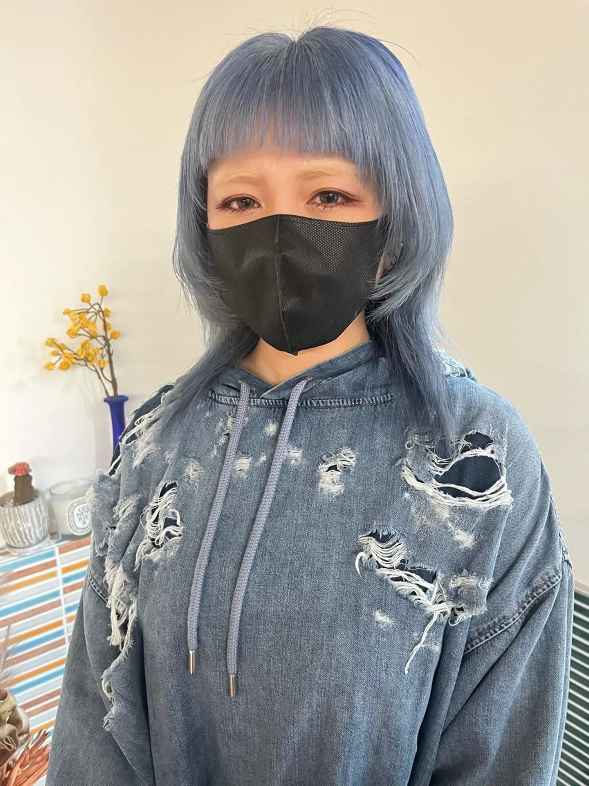 ミディアム カラー ブリーチ ブルーカラー ヘアカラー トリートメント 🩷ハイトーン透明感 レイヤー🩷ユリカのヘアスタイル