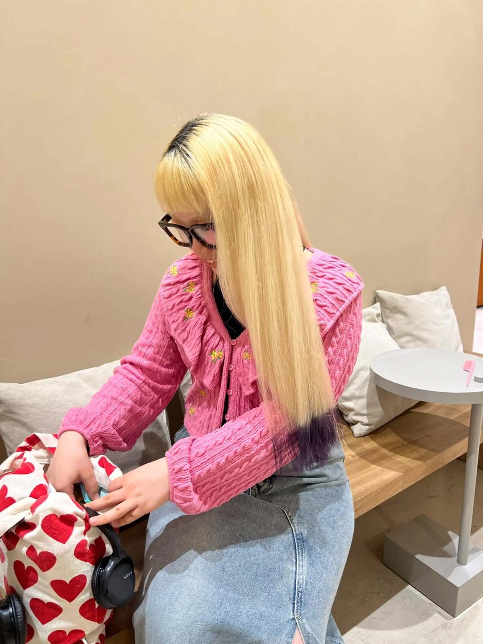 ロング レイヤーカット NERO加藤木麻彩のヘアスタイル