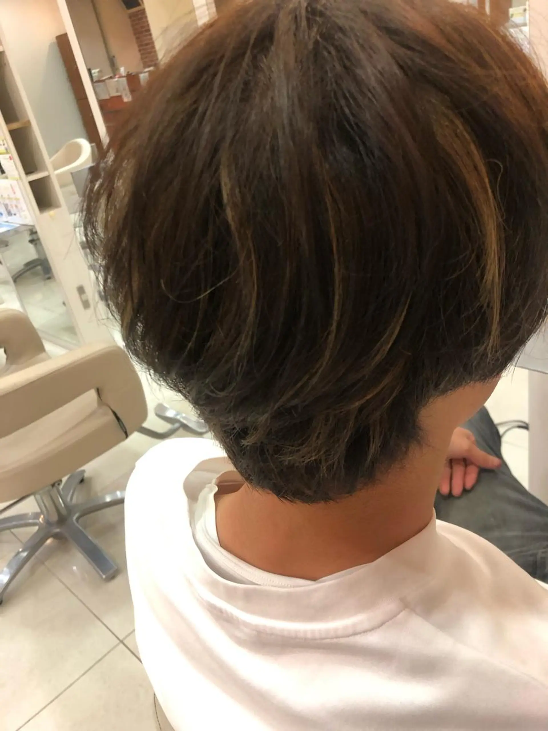 ショート カラー ハイライトカラー ハイライト RayField かおるのヘアスタイル