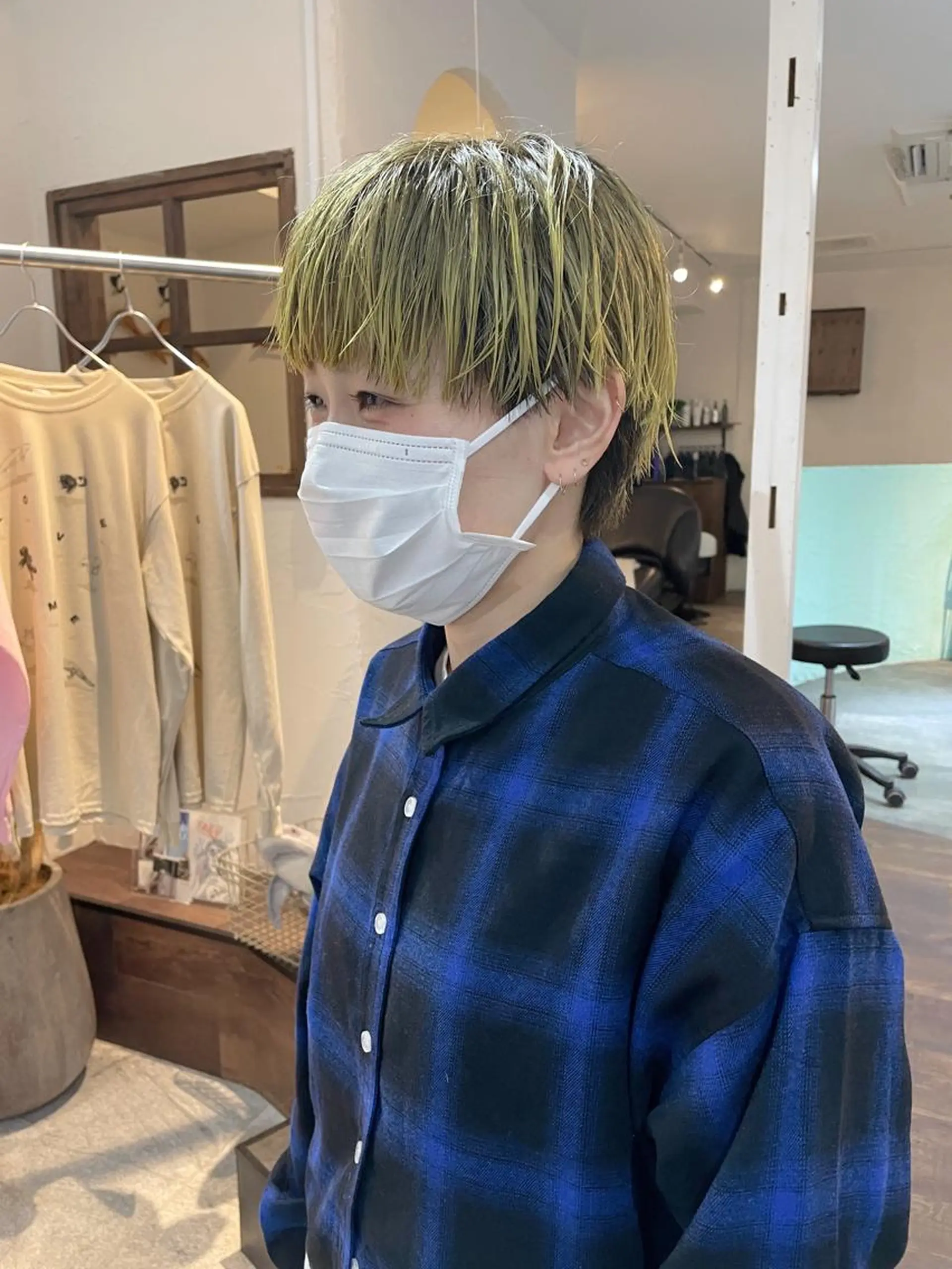 ショート カラー 高橋 愛美のヘアスタイル