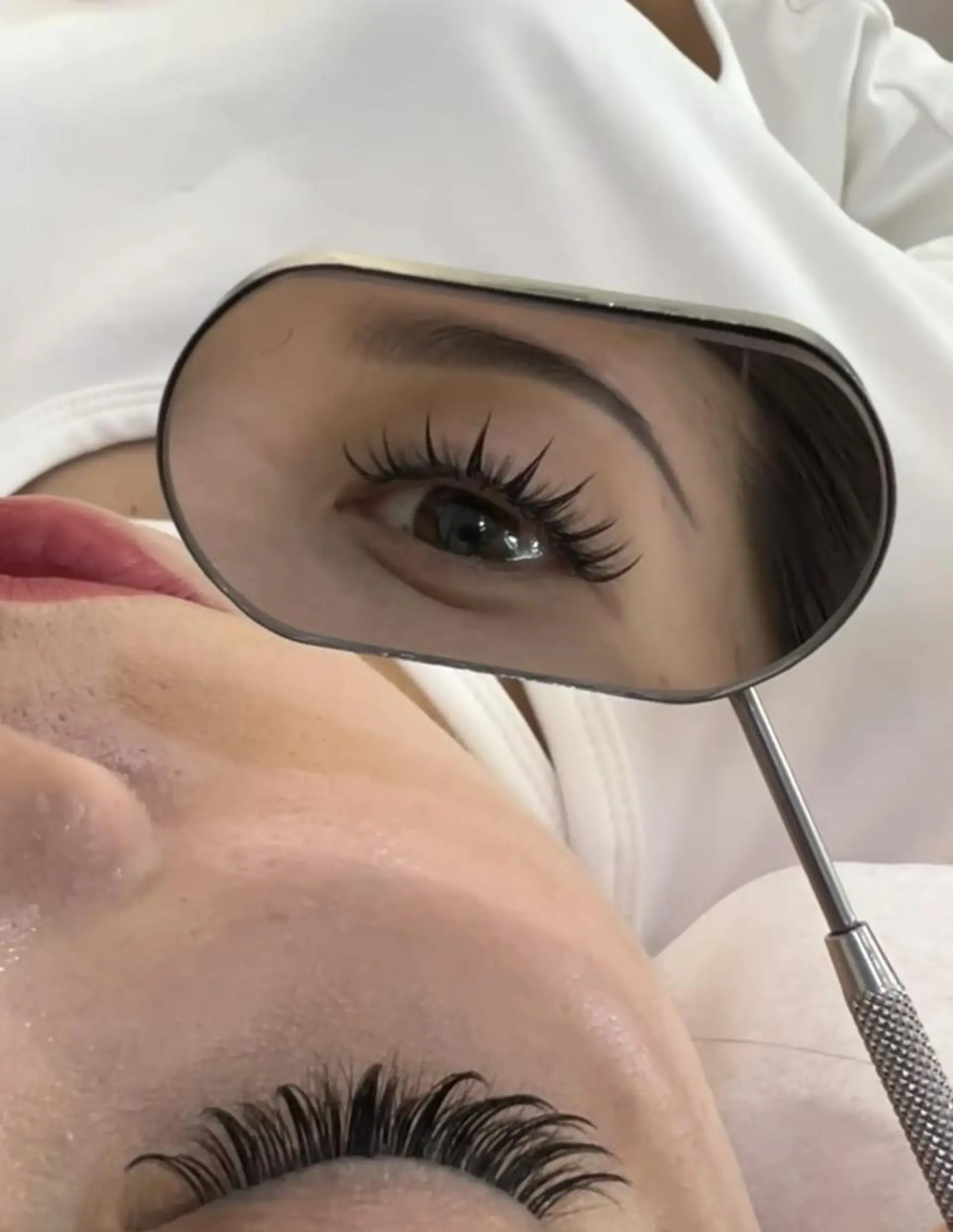 マツエク・マツパ 束感まつ毛 韓国風マツエク ナチュラル ワンホンマツエク AB マツエクネイルサロンのマツエク・マツパデザイン