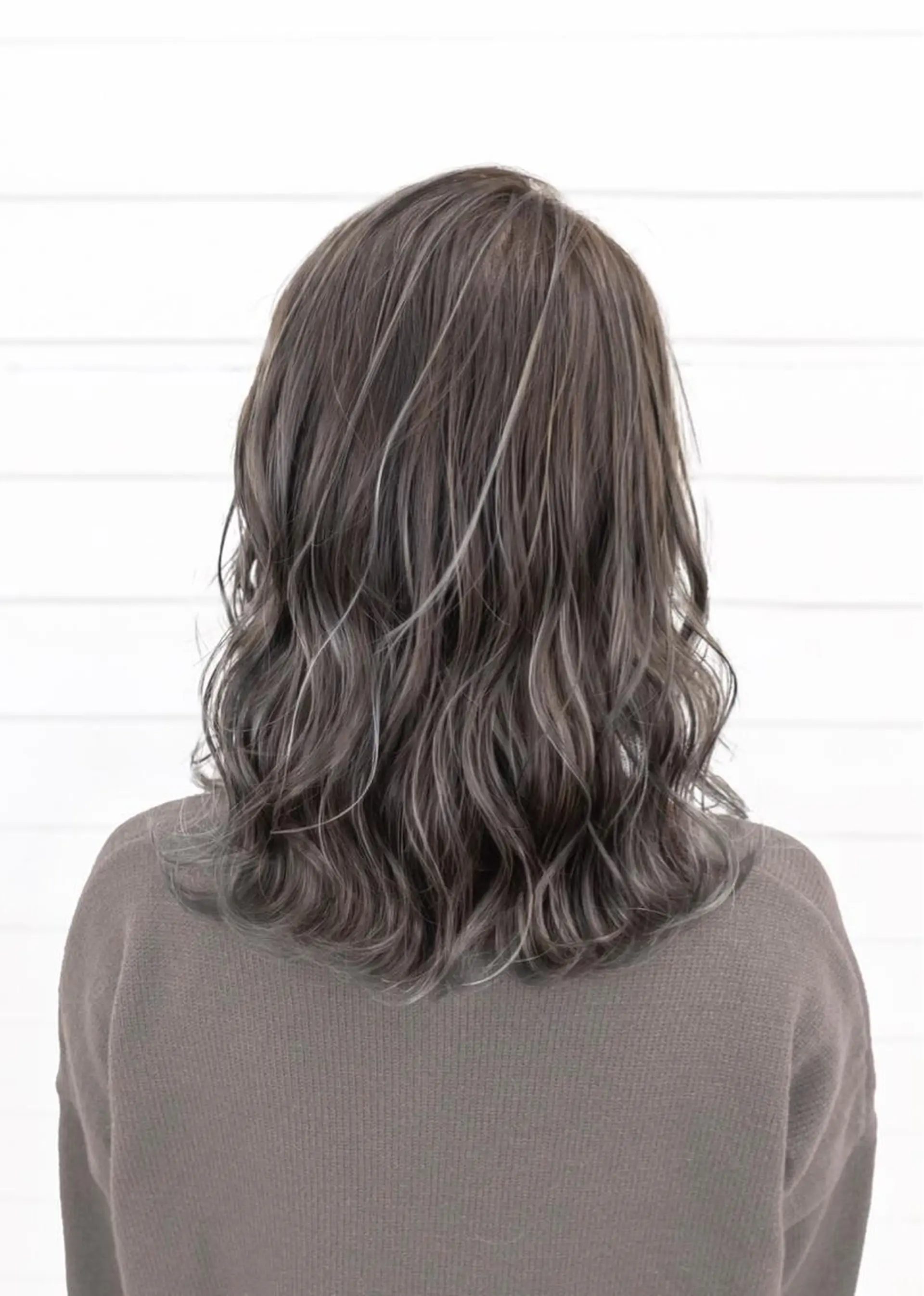 セミロング カラー ヘアカラー トリートメント 🌈艶カラー× メンズパーマ永埜🌈のヘアスタイル