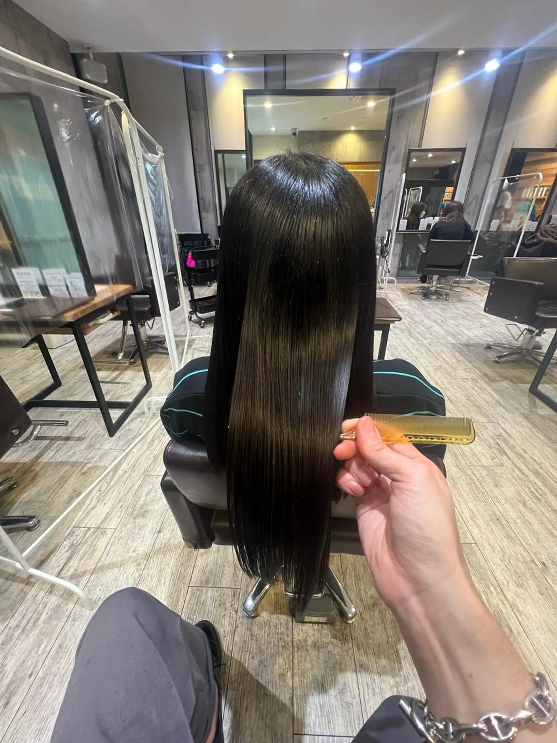 ロング カラー パーマ ヘアアレンジ メンズ キッズ ネイル マツエク・マツパ アイブロウ トリートメント EnBlesS西宮 マンツーマン神道有基のヘアスタイル