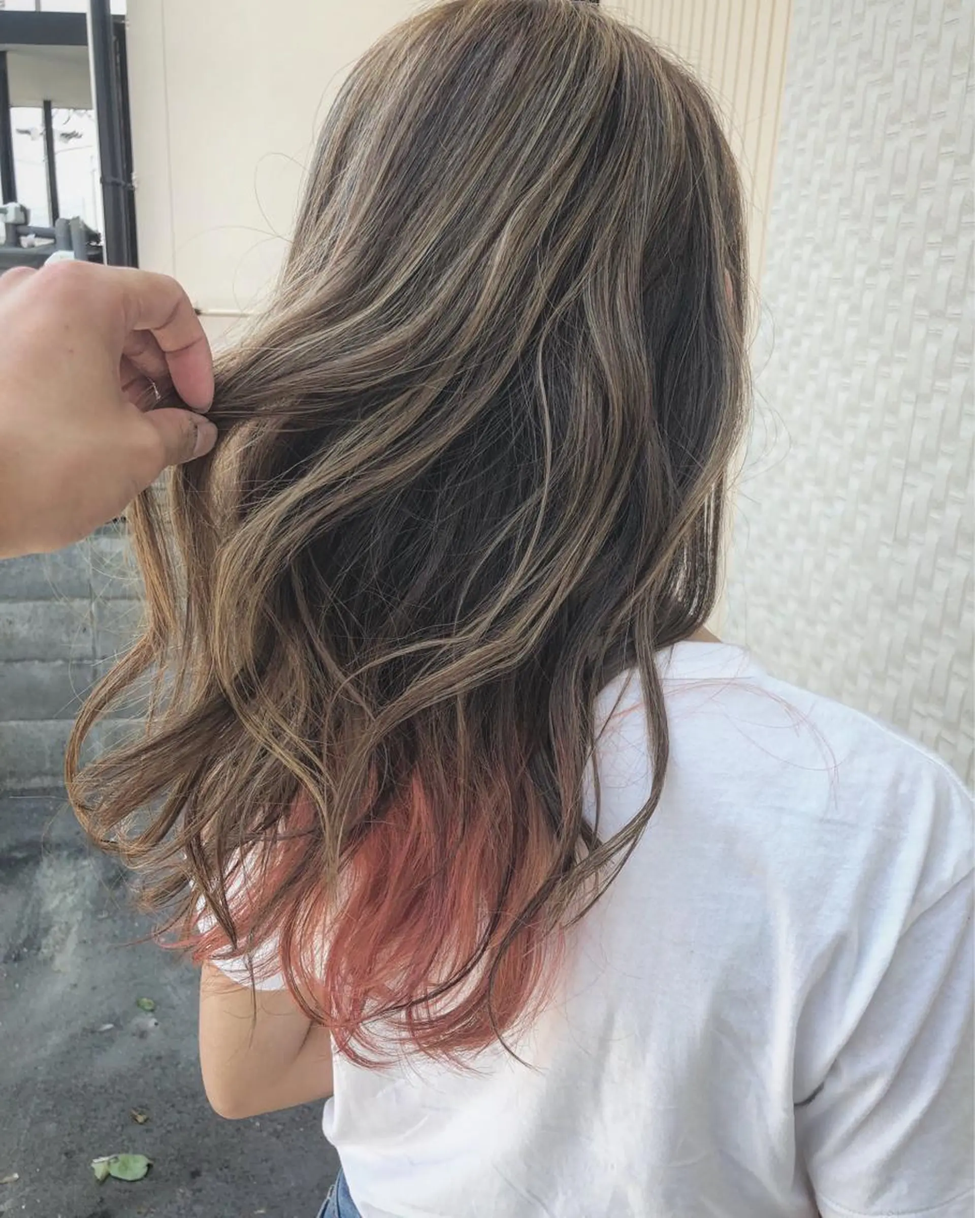 ロング ハイライト Ze sealのヘアスタイル