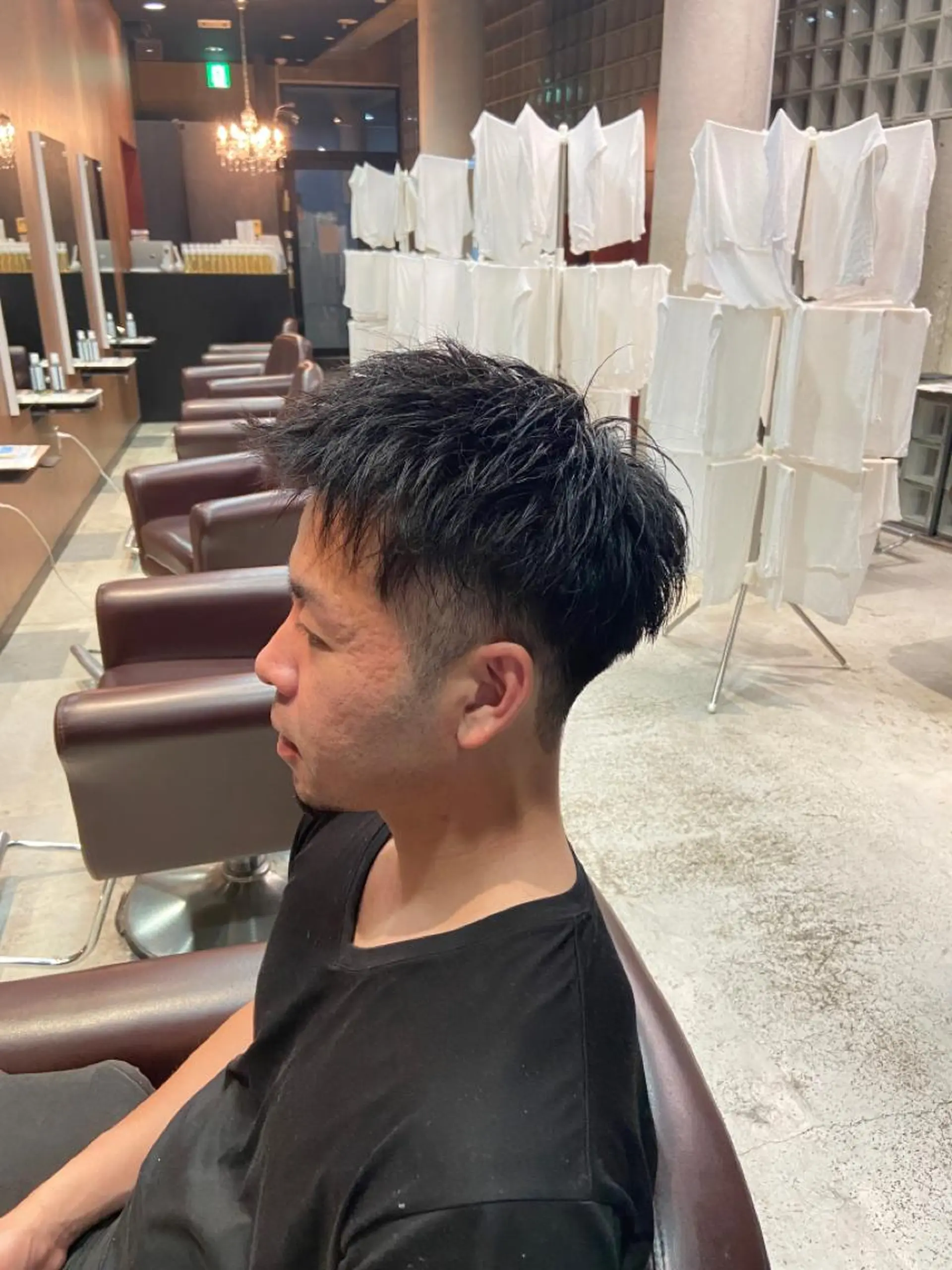 ショート メンズ アップバング 🌀パーマ特化 美容師🌀/しゅんのヘアスタイル