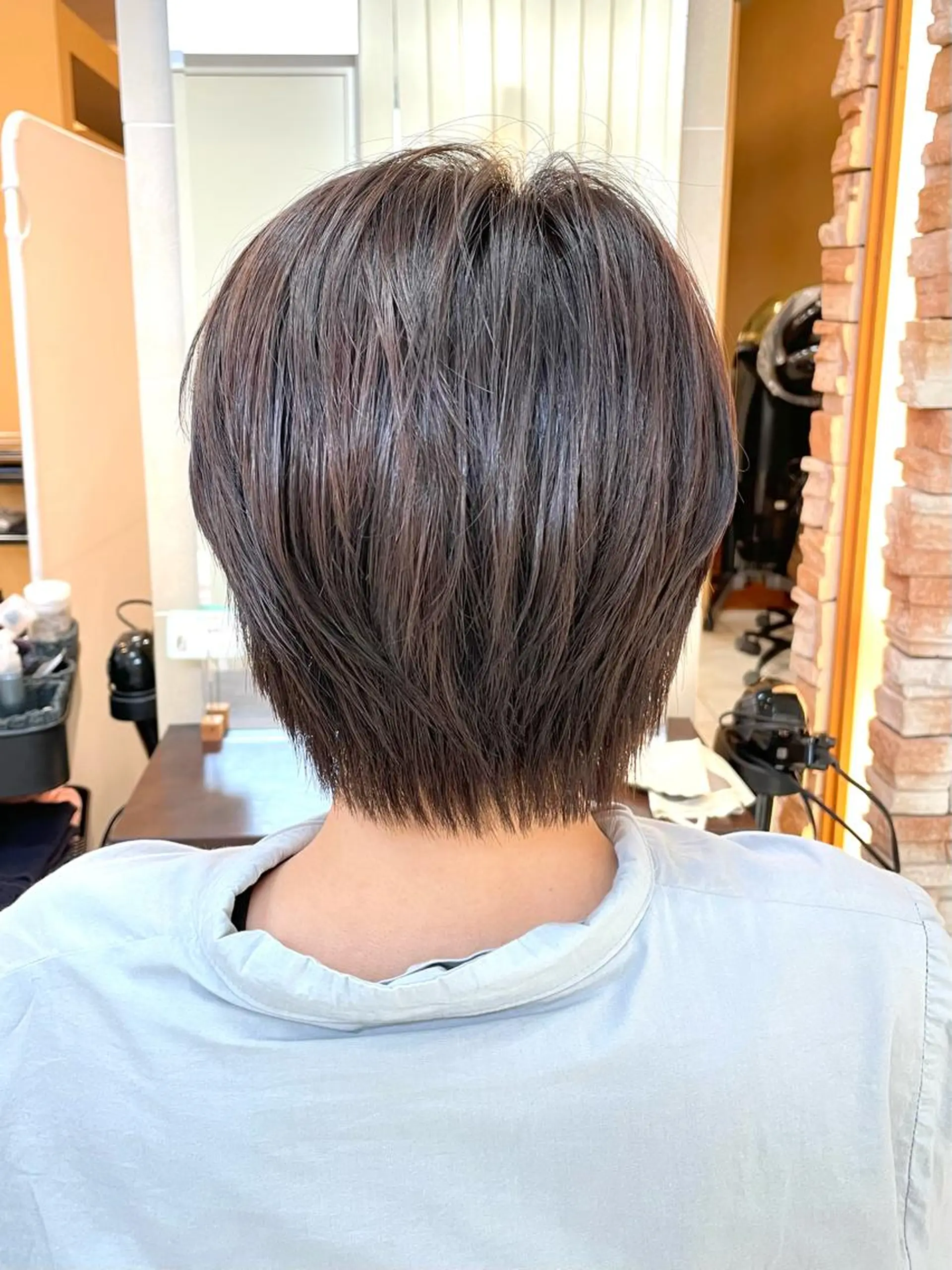ショート カット ヘアカラー 新籾 尚哉のヘアスタイル