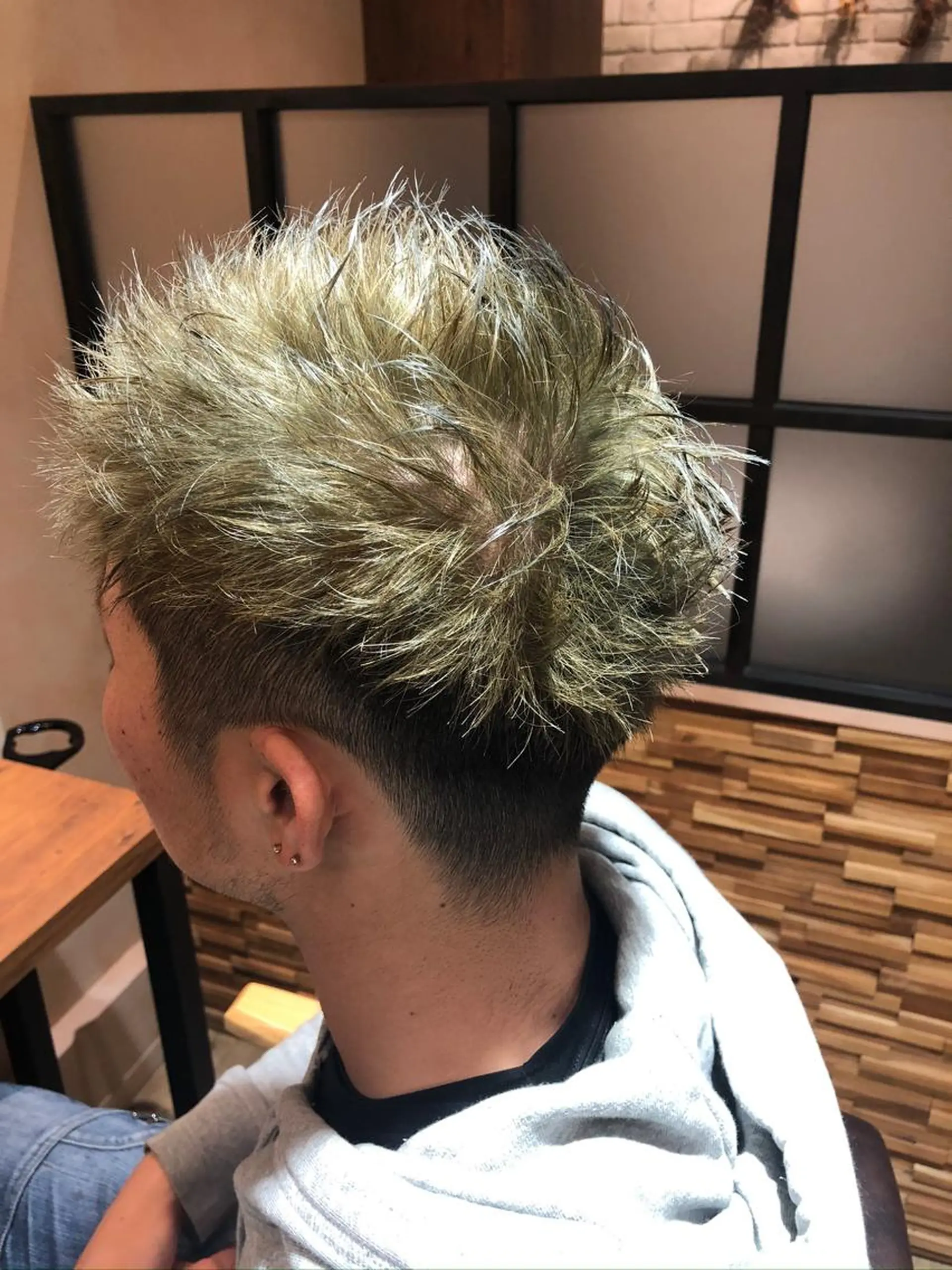 ショート カラー メンズ ダブルカラー sakuma daikiのヘアスタイル