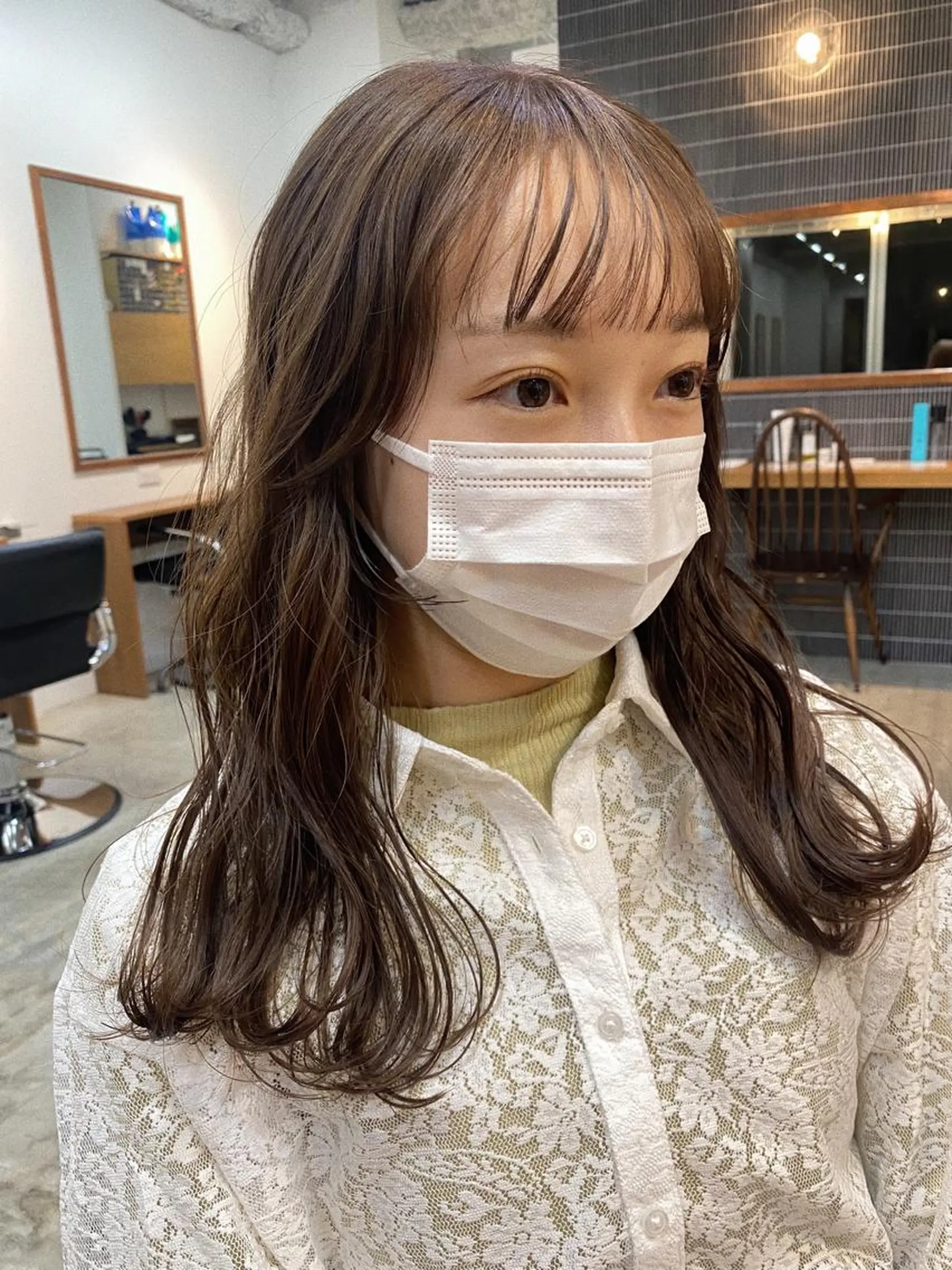 セミロング カラー 砂原 ひよりのヘアスタイル