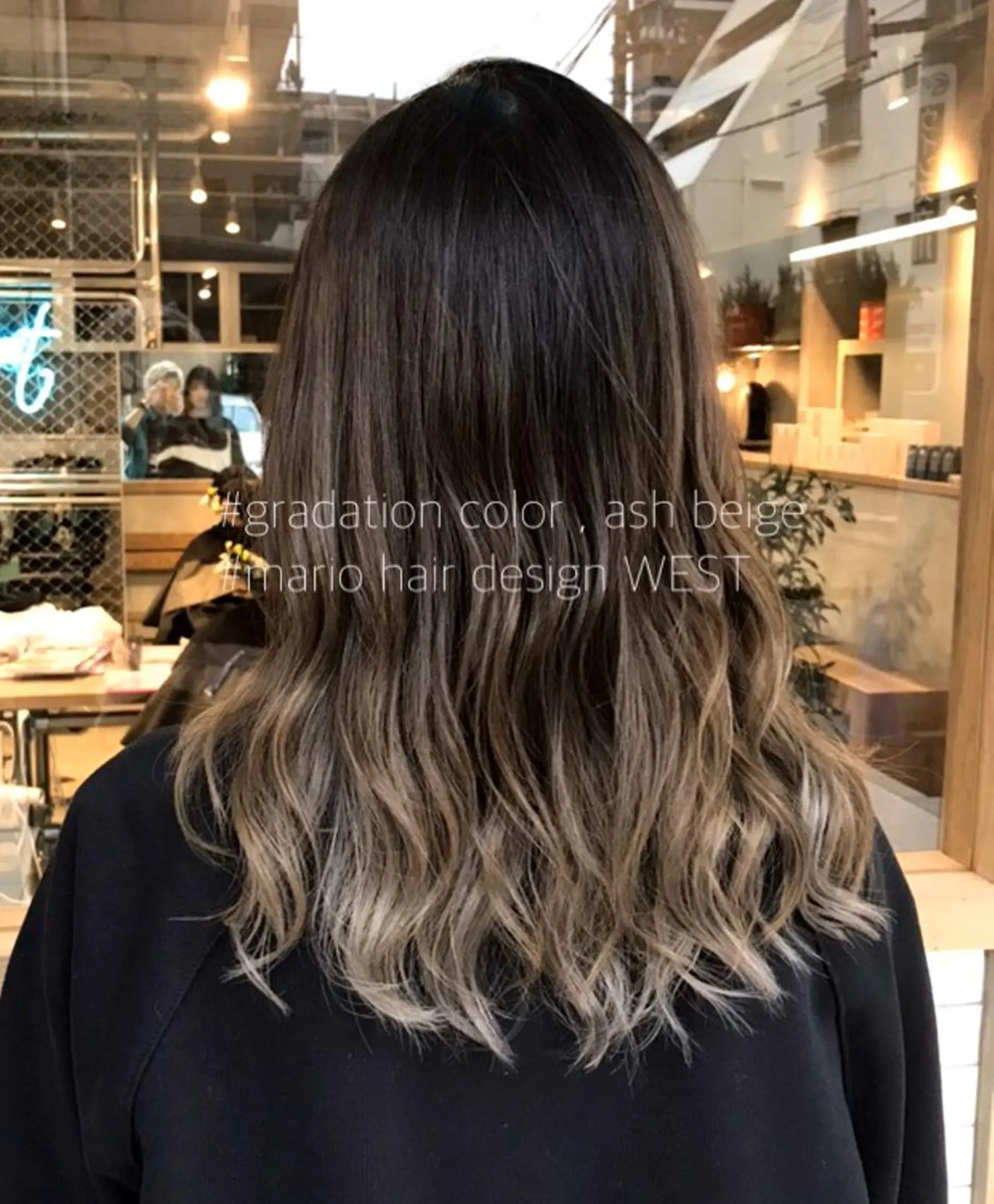 セミロング カラー 竹嶌 健吾のヘアスタイル