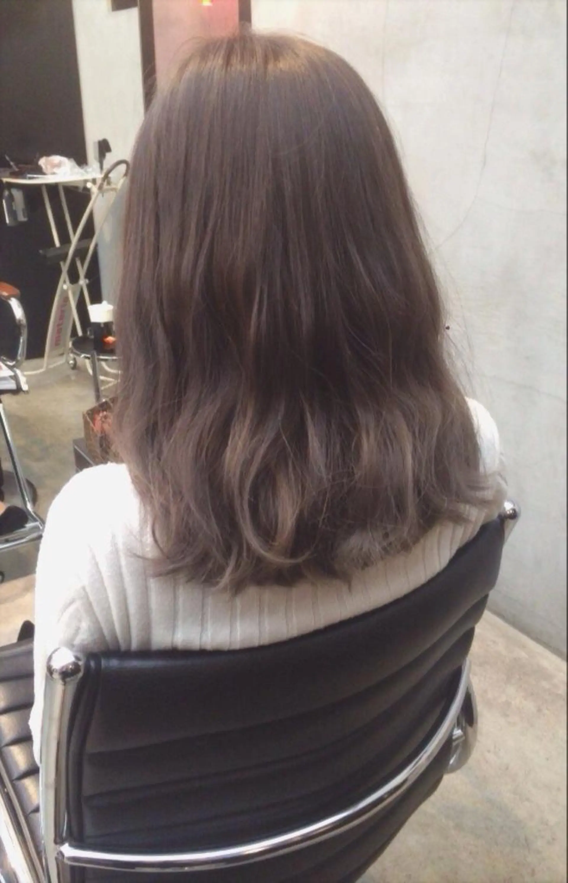 ミディアム セミロング カラー 栗林 実莉のネイルデザイン