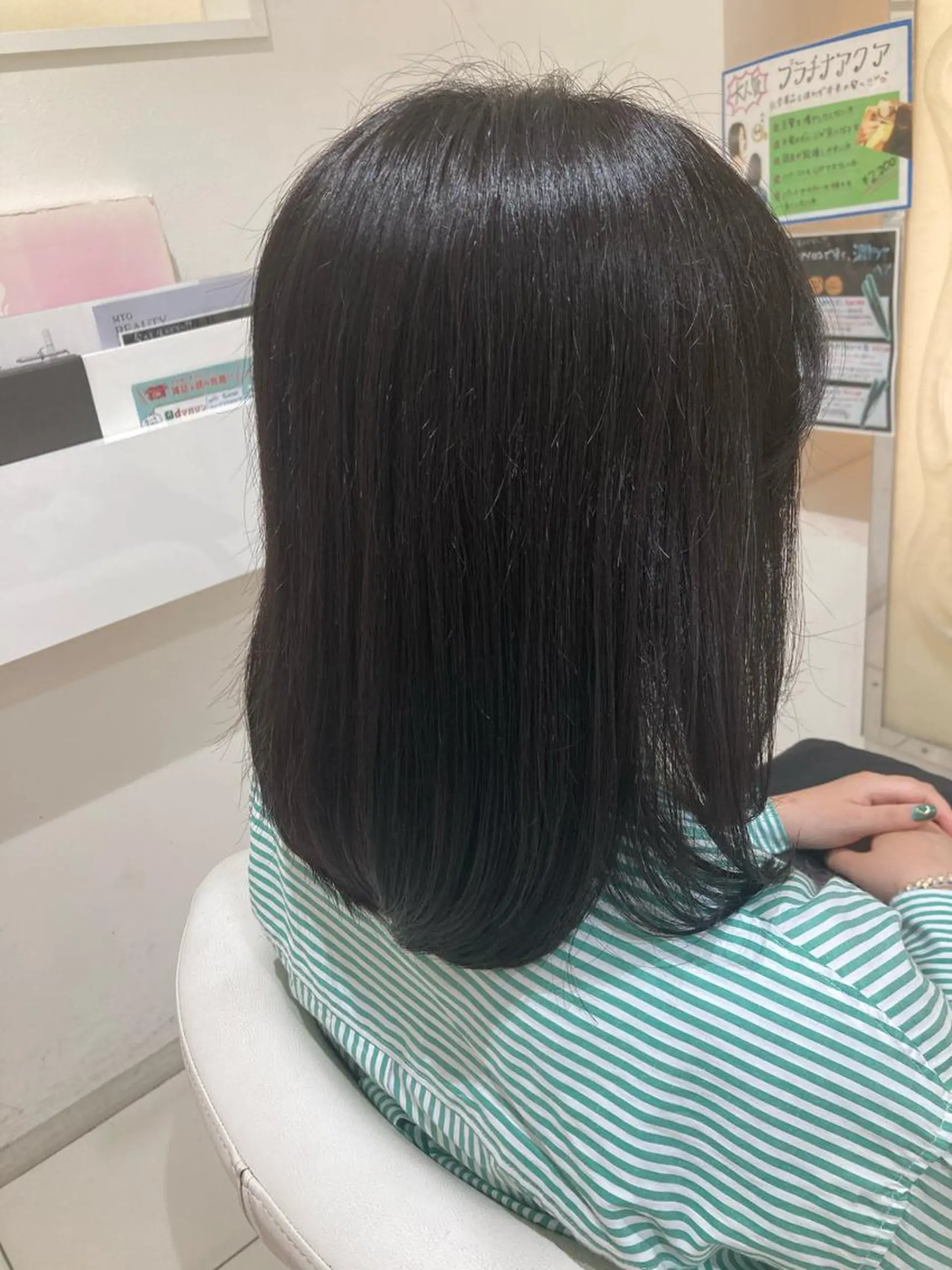 ミディアム カラー 後輩のモデル募集中 河端　麻佑のヘアスタイル
