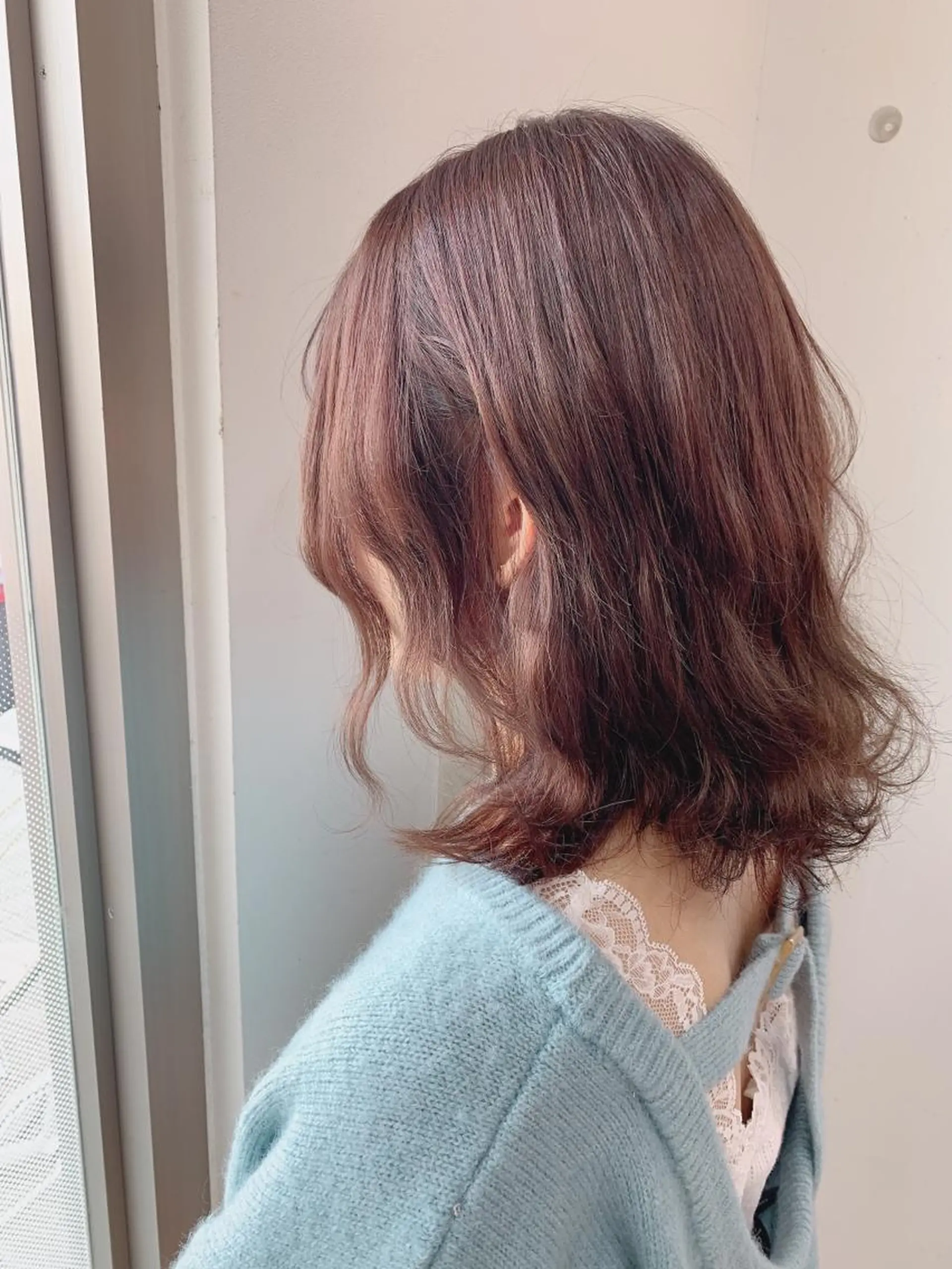 ミディアム カラー 白髪ぼかしハイライト 柳川拓哉のヘアスタイル