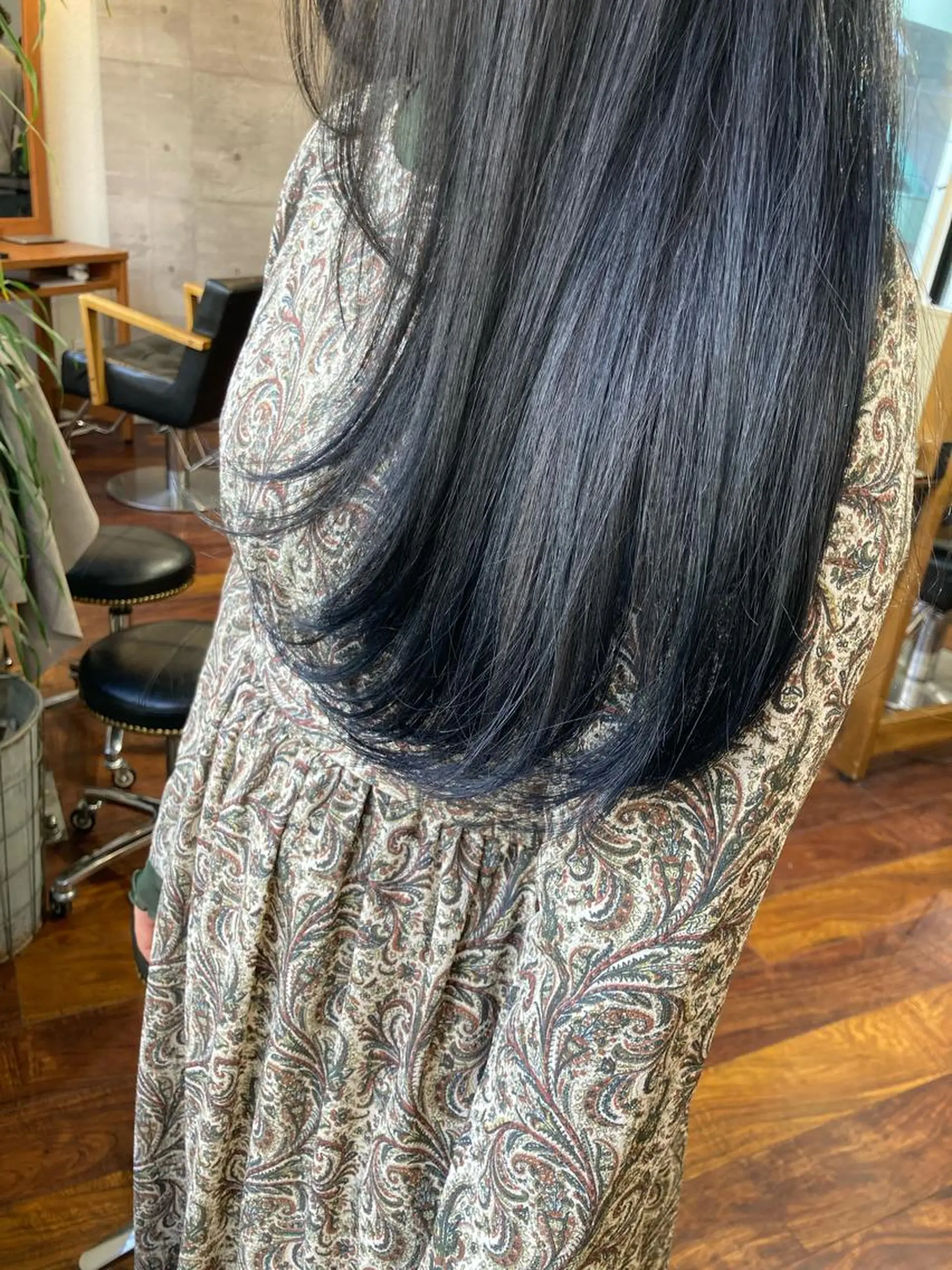 ロング カラー ブルーカラー ネイビーカラー レイヤーカット カット ヘアカラー 小木曽智美 /ボブ/ショートのヘアスタイル