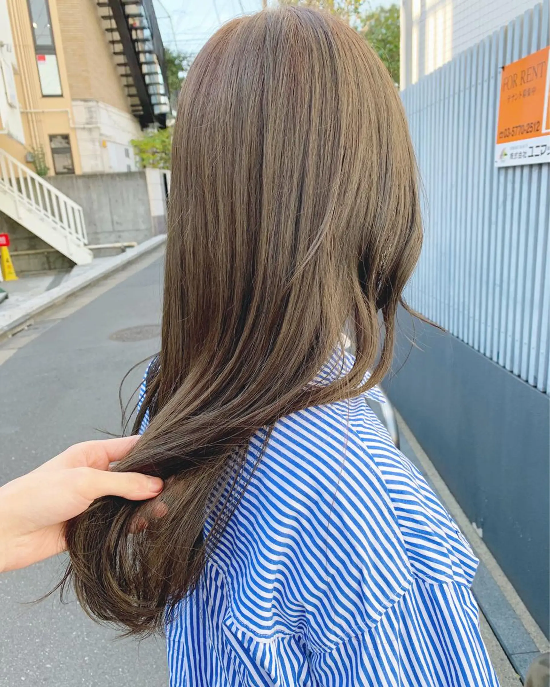 セミロング カラー ベージュカラー オリーブベージュ チバ タクミのヘアスタイル