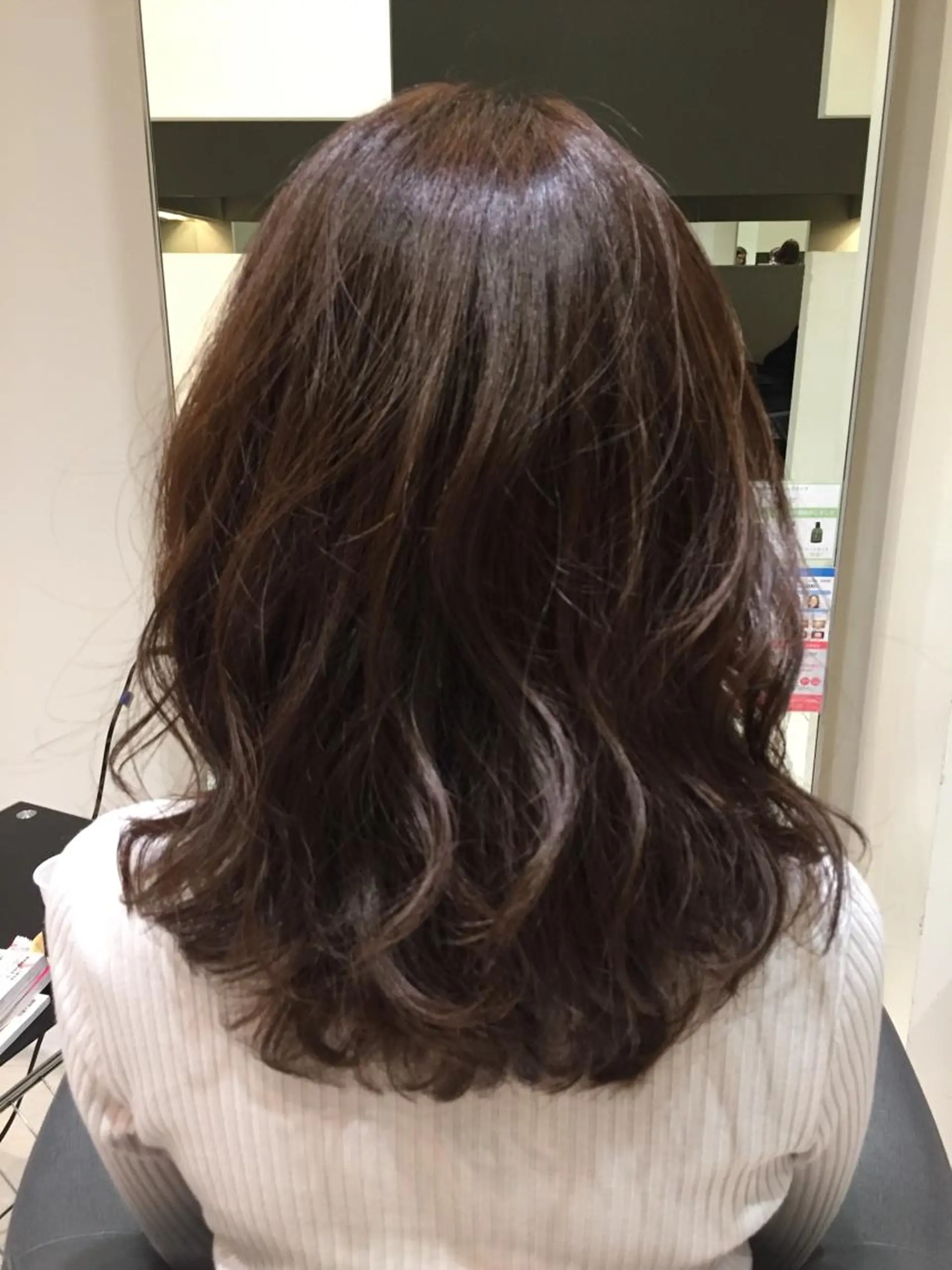 ミディアム カラー アッシュ 透明感カラー aimée/ まつ毛&眉毛サロンの眉毛・アイブロウイメージ