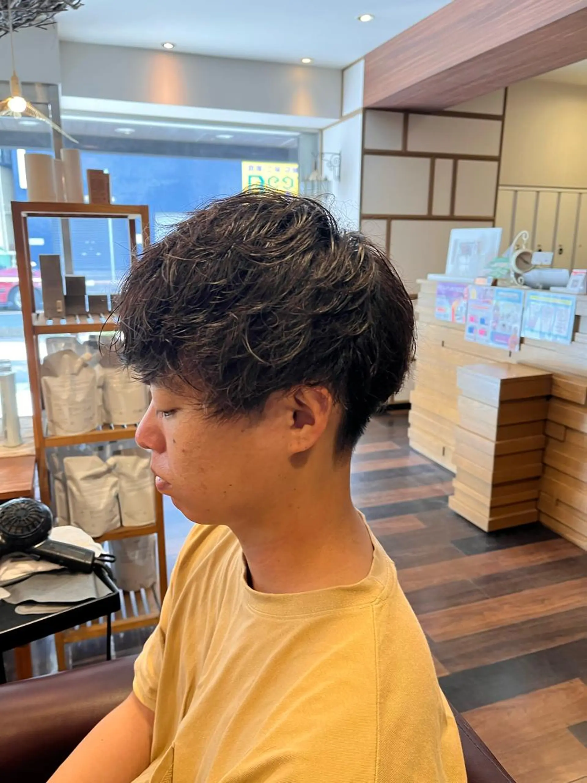 メンズ メンズパーマ よしだ しおりのヘアスタイル