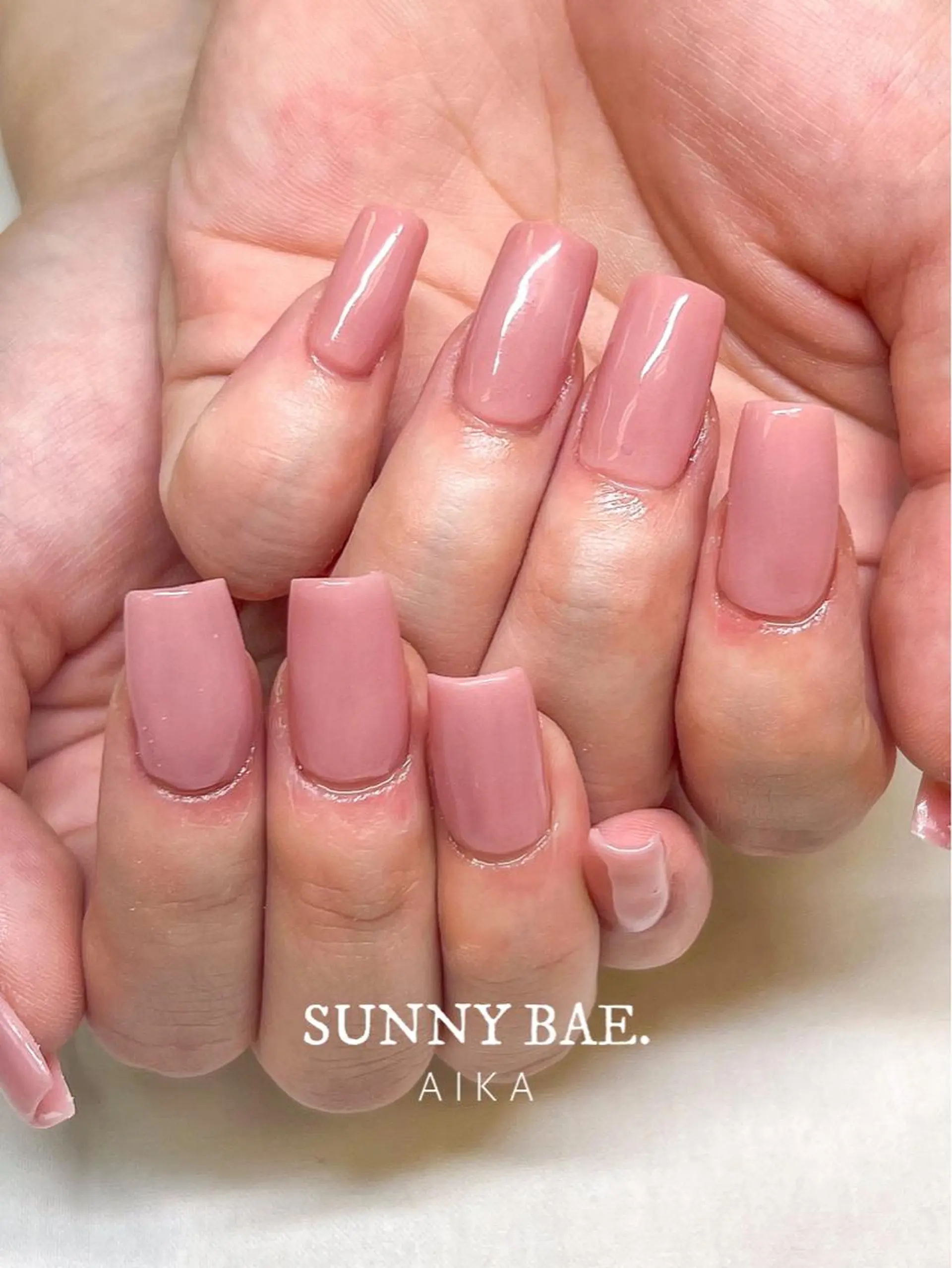 セミロング ネイル アートネイル ジェルネイル キラキラネイル ロングネイル 持ち込み Made By AIKAのネイルデザイン