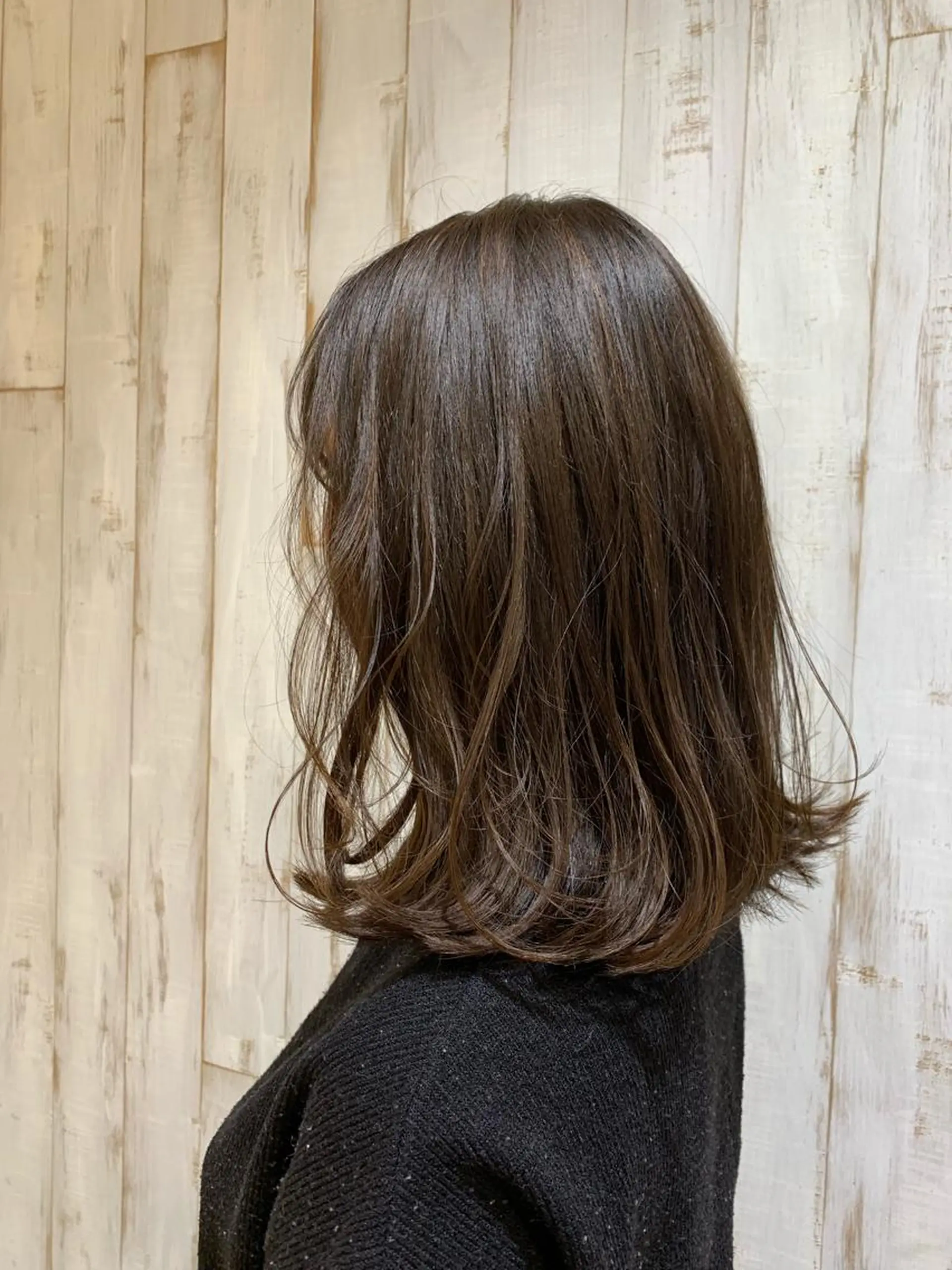 ミディアム カラー 鈴木 まりやのヘアスタイル