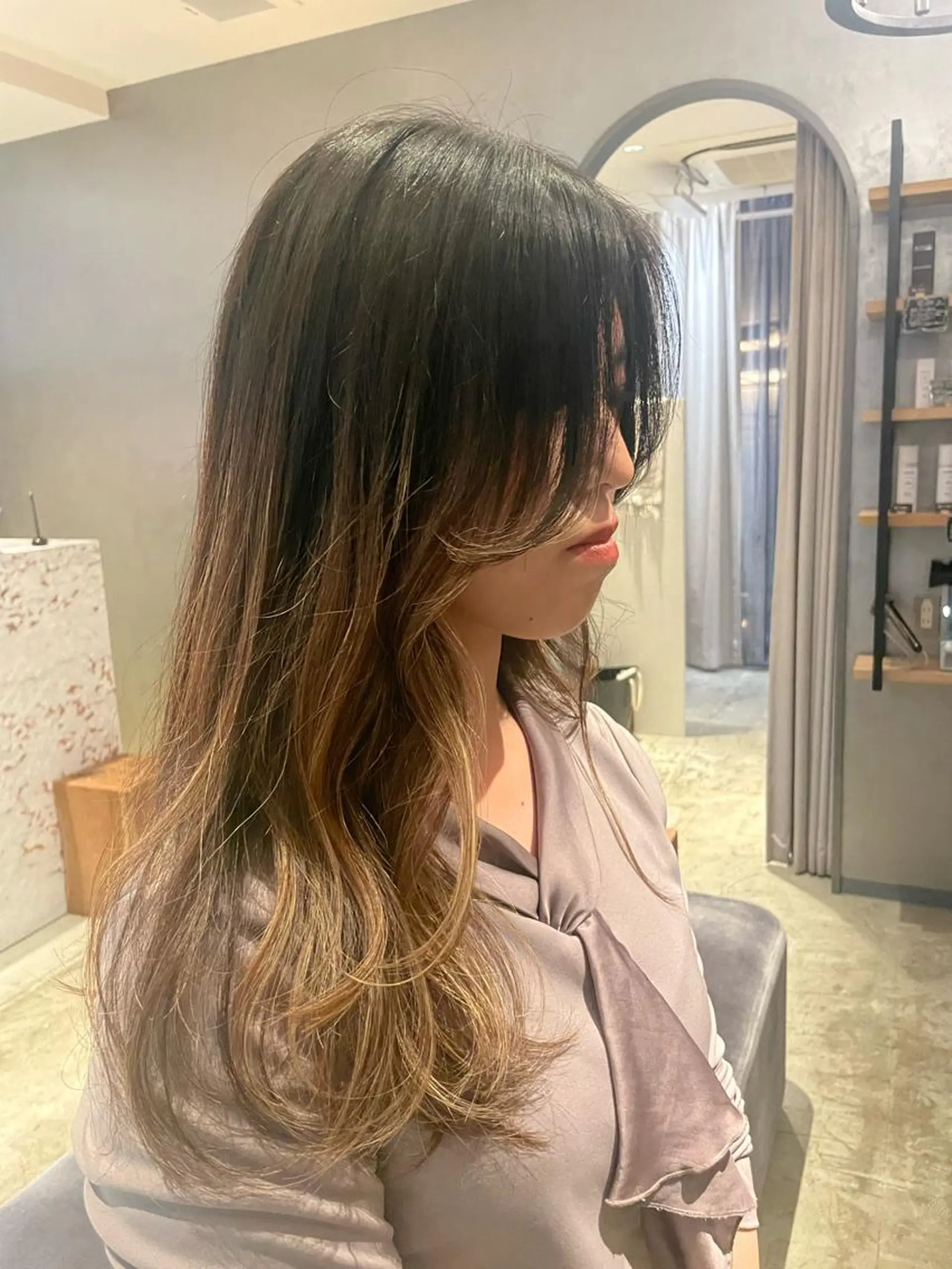 ロング 顔周りカット レイヤーカット 【お悩み解決のプロ】 ハヤシタクミのヘアスタイル