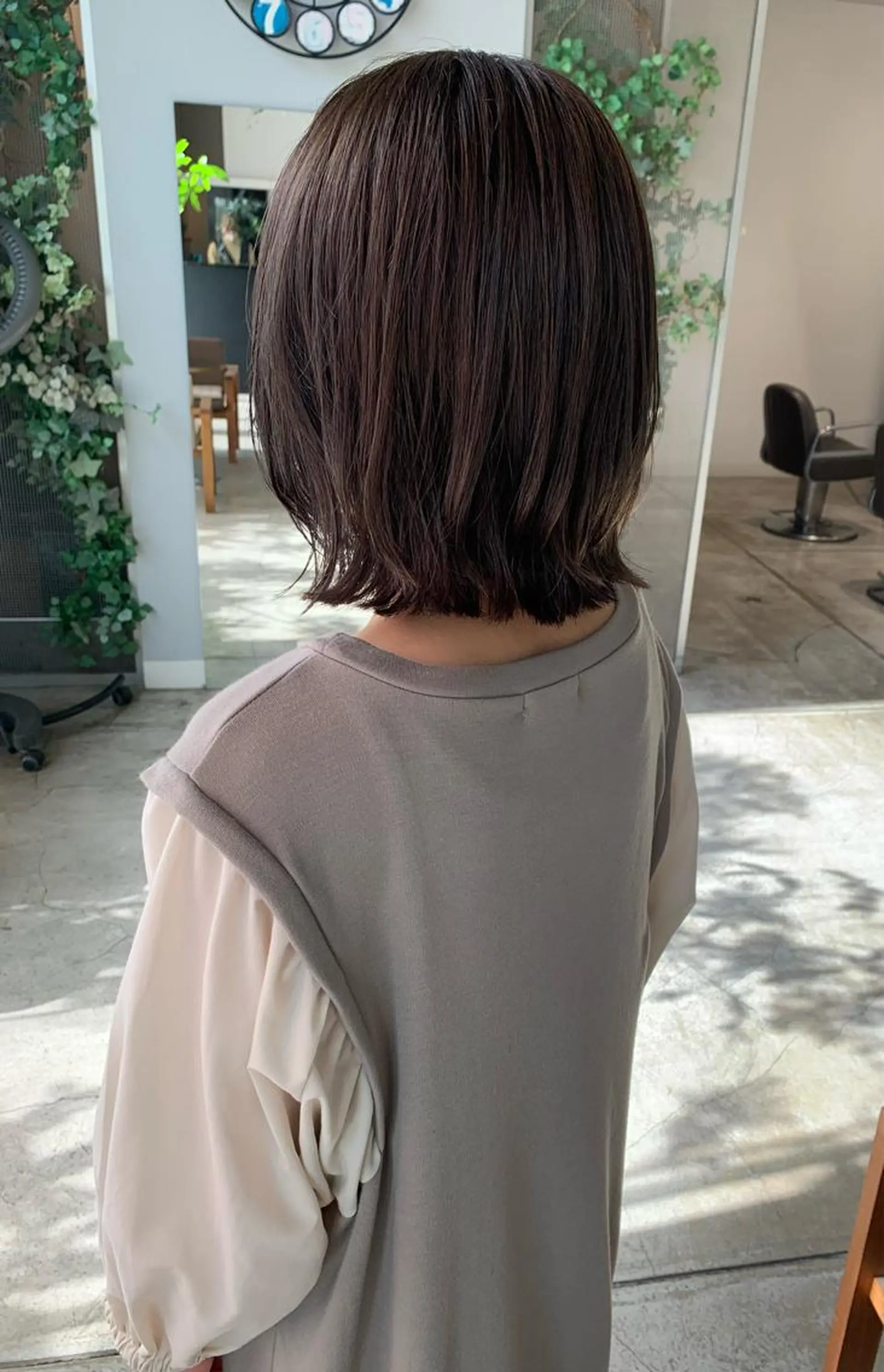 ミディアム 田中 亜沙美のヘアスタイル