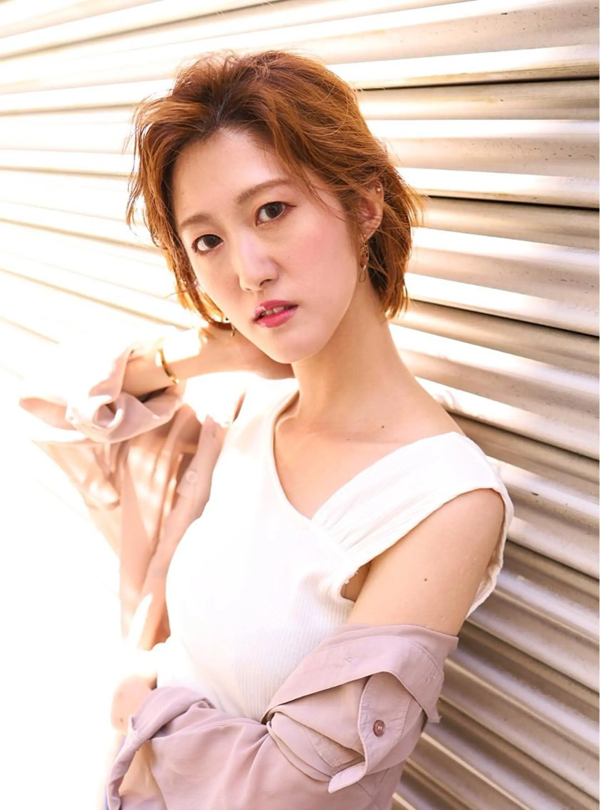 ショート カラー パーマ ヘアアレンジ カット ヘアカラー トリートメント トレンドヘア🩶 艶髪🩶yoshiのヘアスタイル