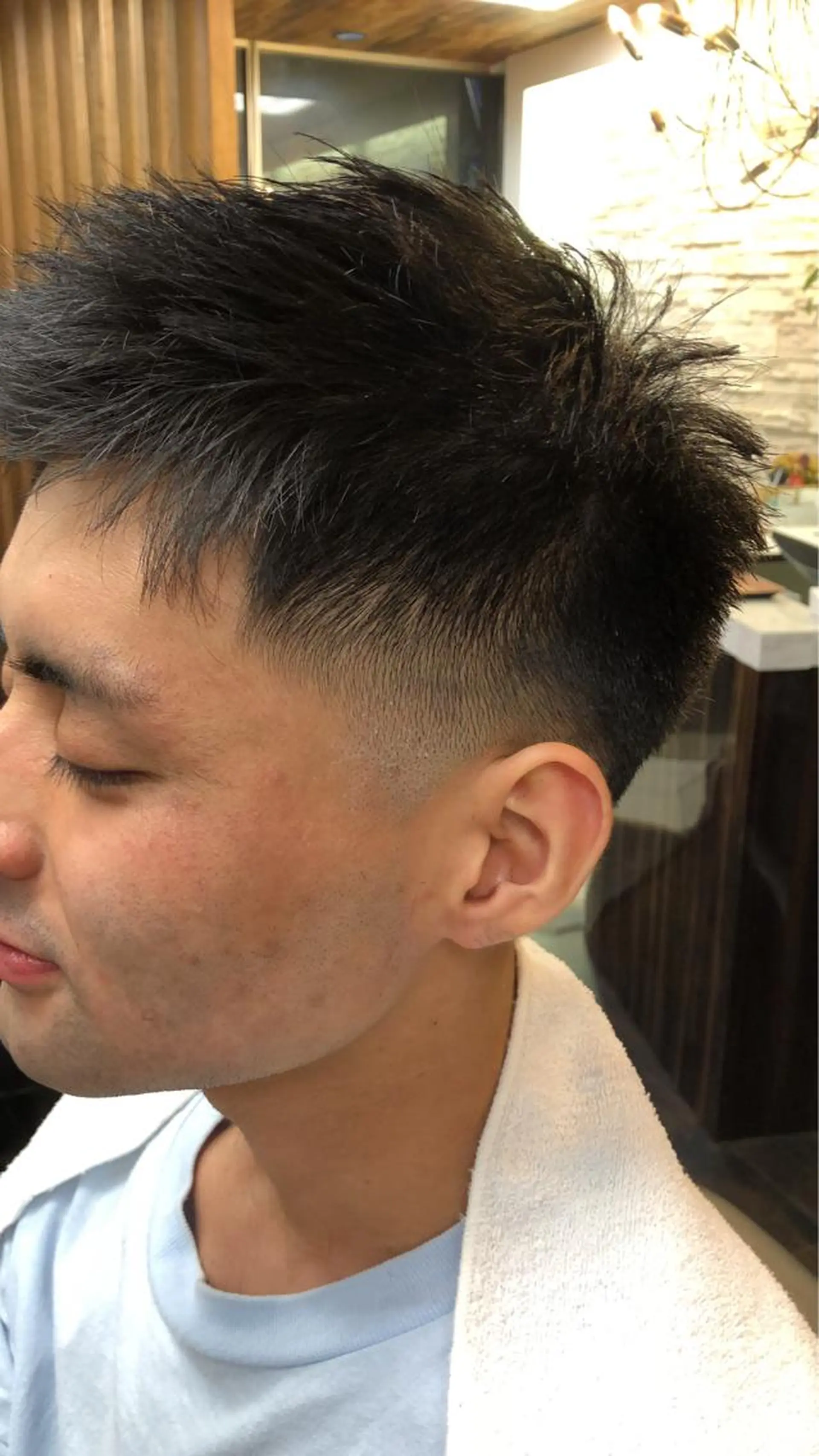 ショート メンズ フェードカット 佐藤 優也のヘアスタイル