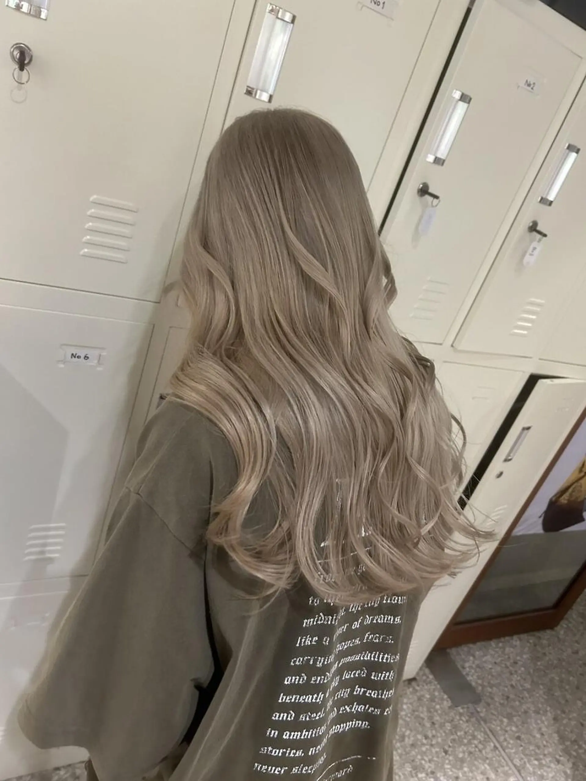 ロング カラー &.TIGRE SmartSalonのヘアスタイル