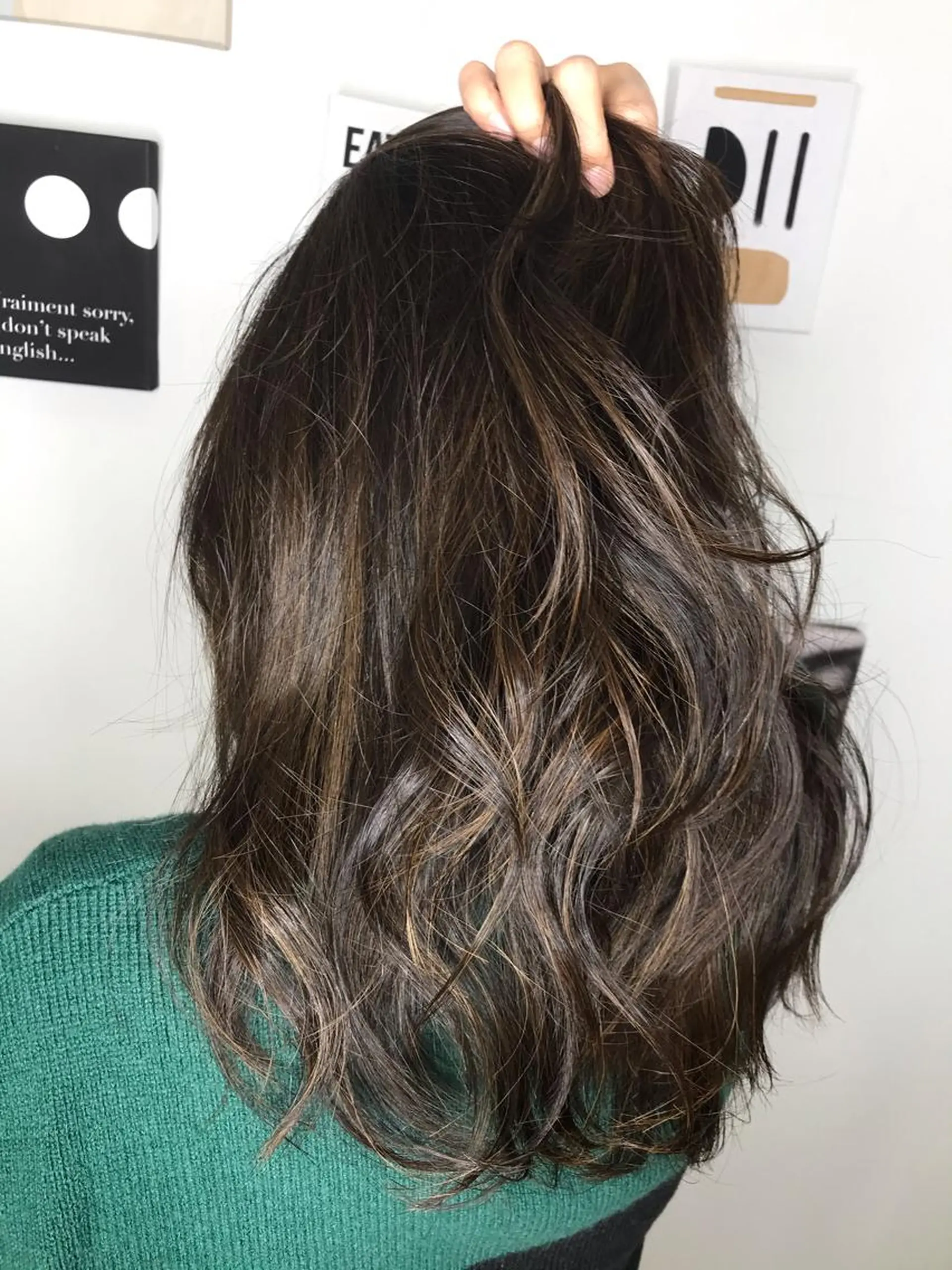 セミロング カラー アディクシーカラー ハイライトカラー 3Dハイライト ハイライト ヘアカラー トリートメント shi hoのヘアスタイル