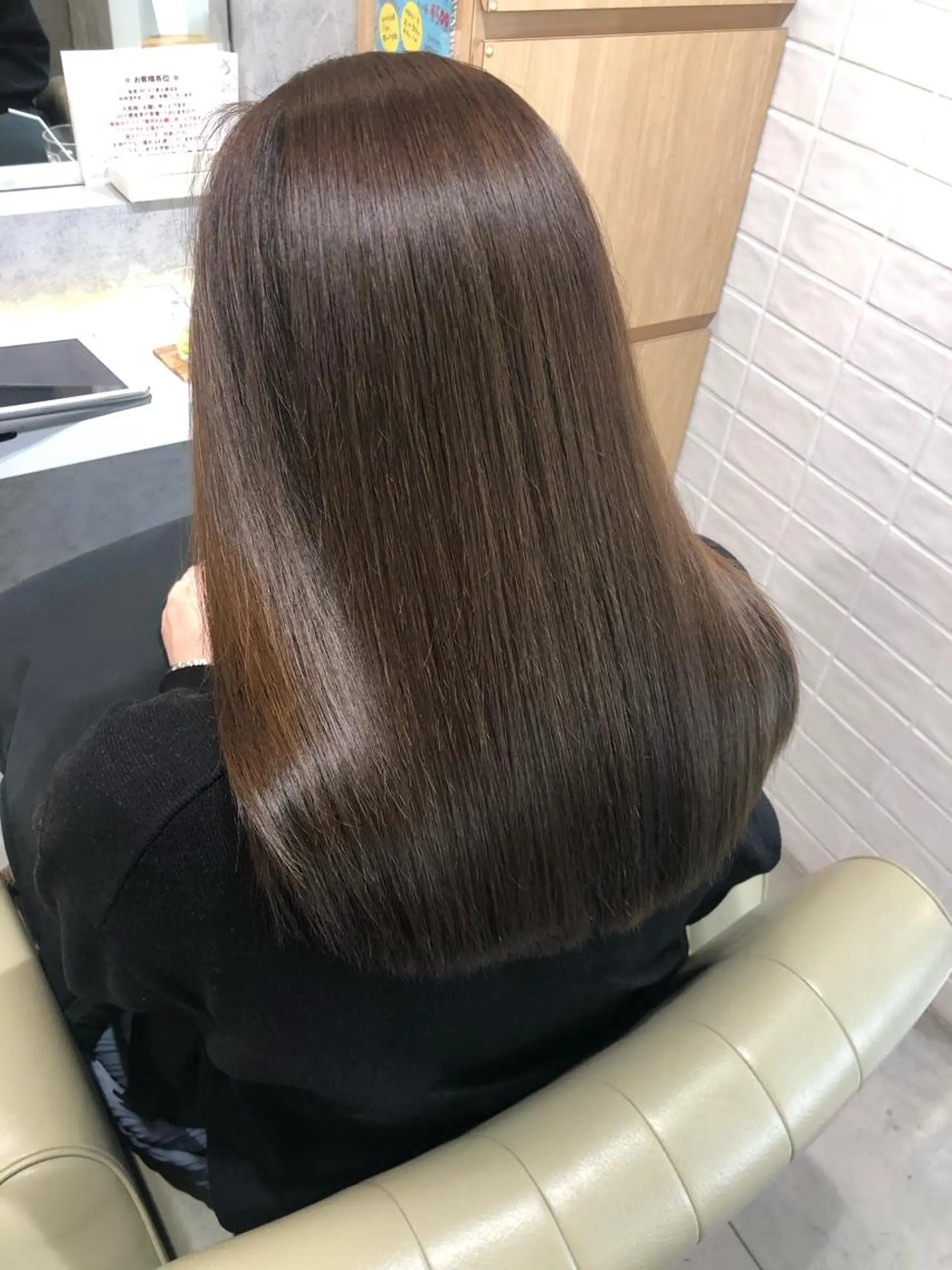 セミロング ヘアカラー 縮毛矯正 トリートメント 【髪質改善特化･ 福田航洋】のヘアスタイル