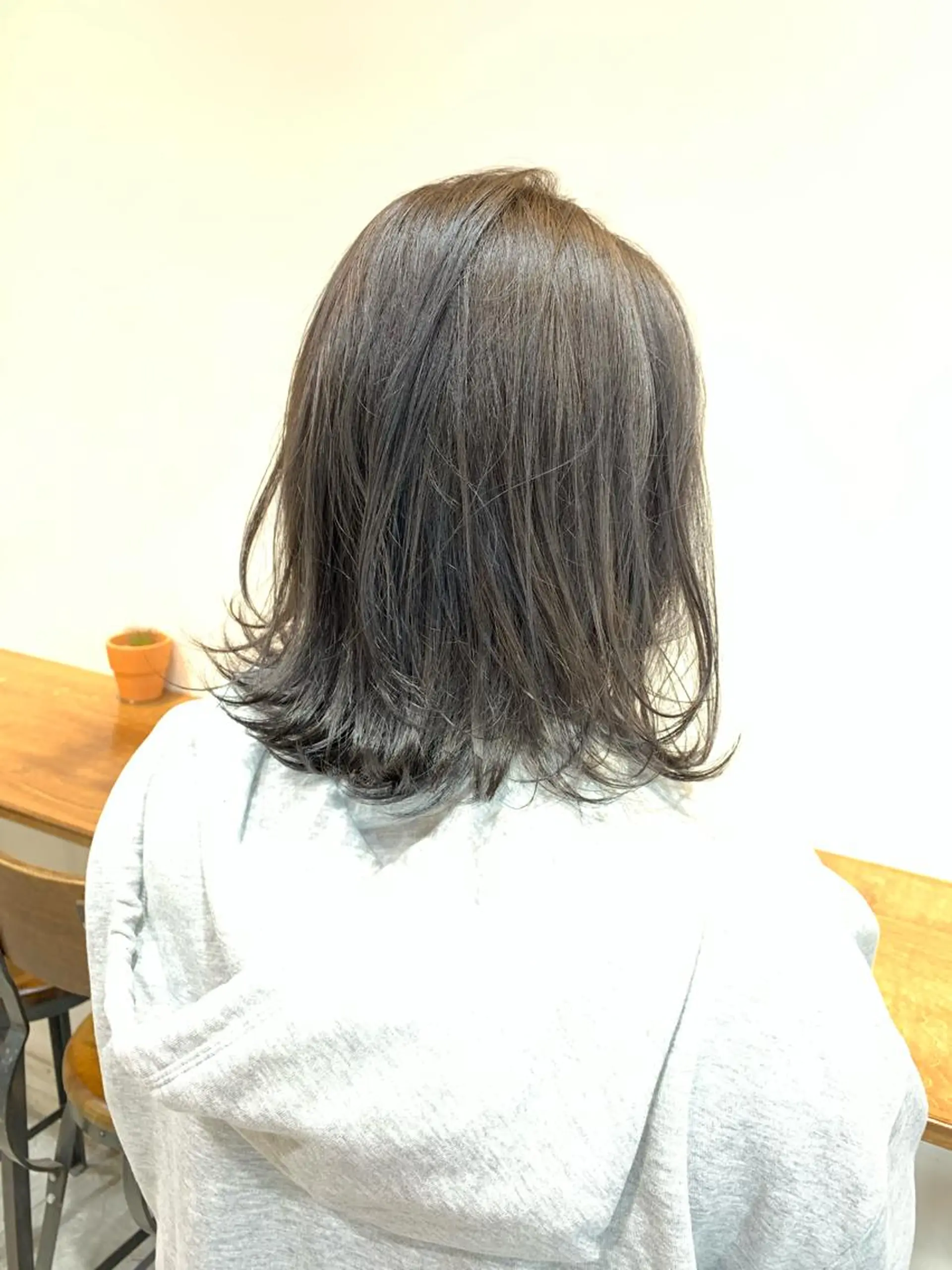 ミディアム アッシュ カット ヘアカラー トリートメント ヘッドスパ ヘアセット 大宮/山口 竣也のヘアスタイル