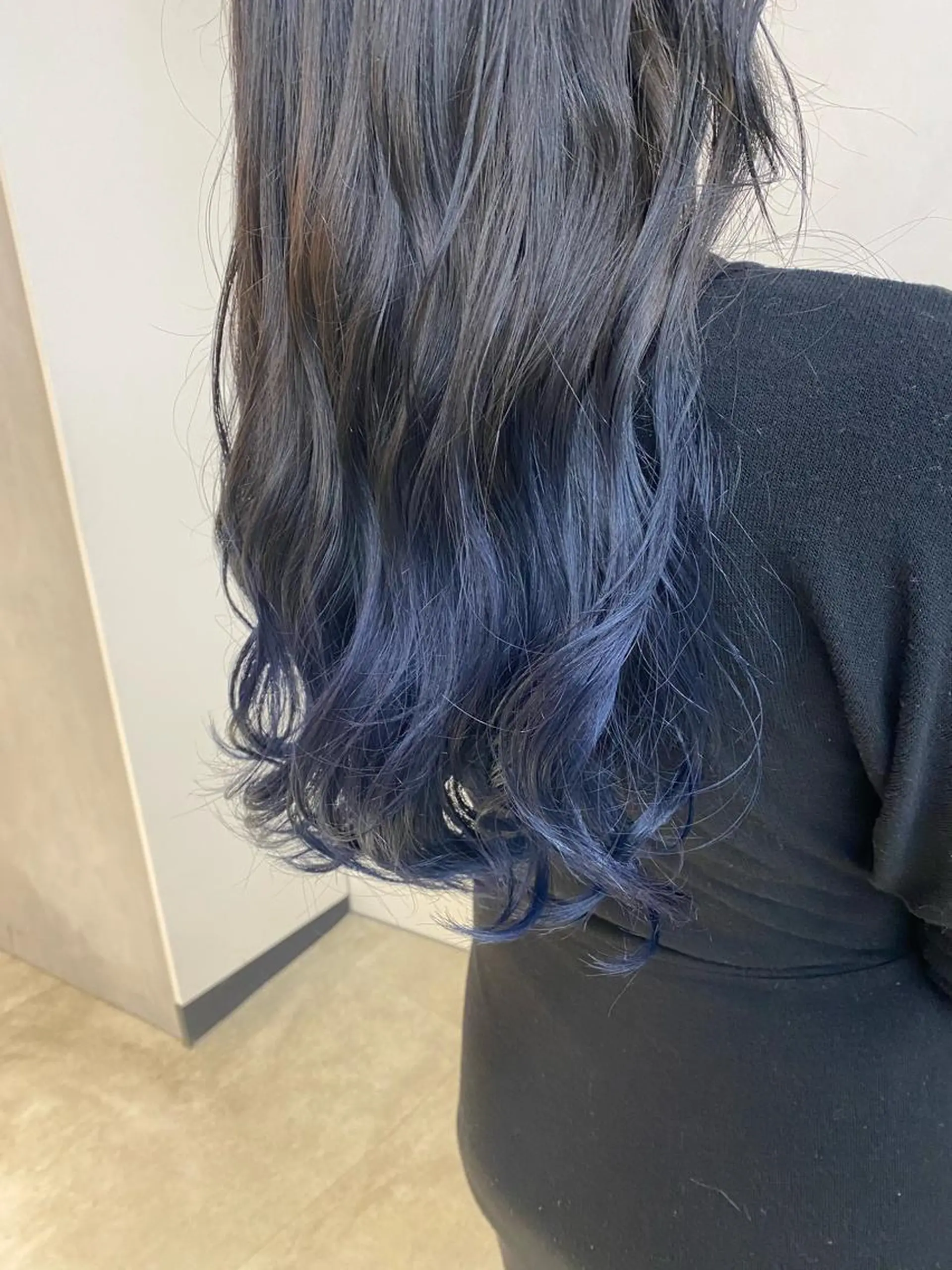 ロング カラー ブルーカラー グラデーションカラー グレージュ ヘアカラー ピンク/ベージュ /似合わせ/田島百華のヘアスタイル