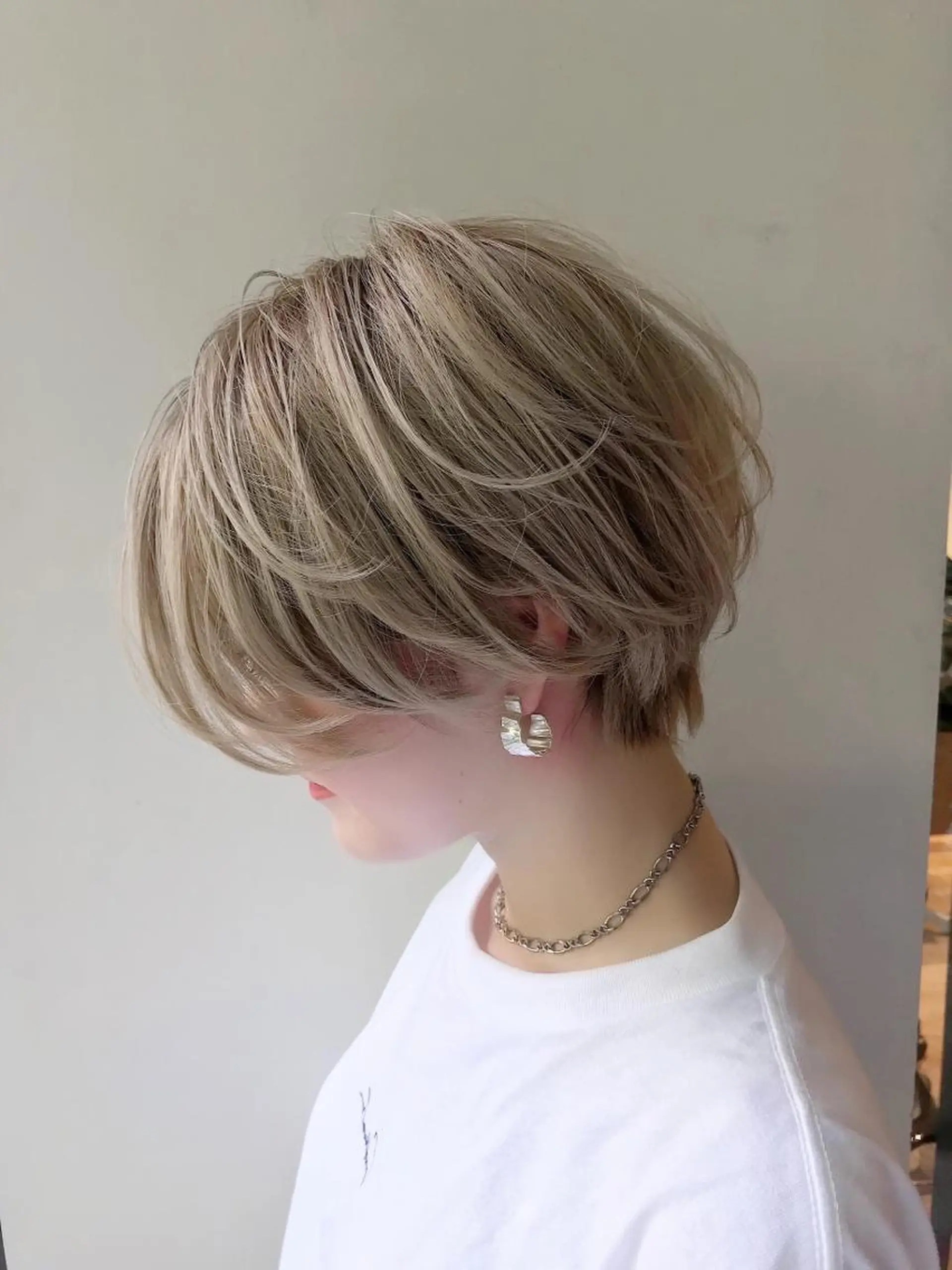 ショート ショート ボブ 梅田 木戸健人のヘアスタイル