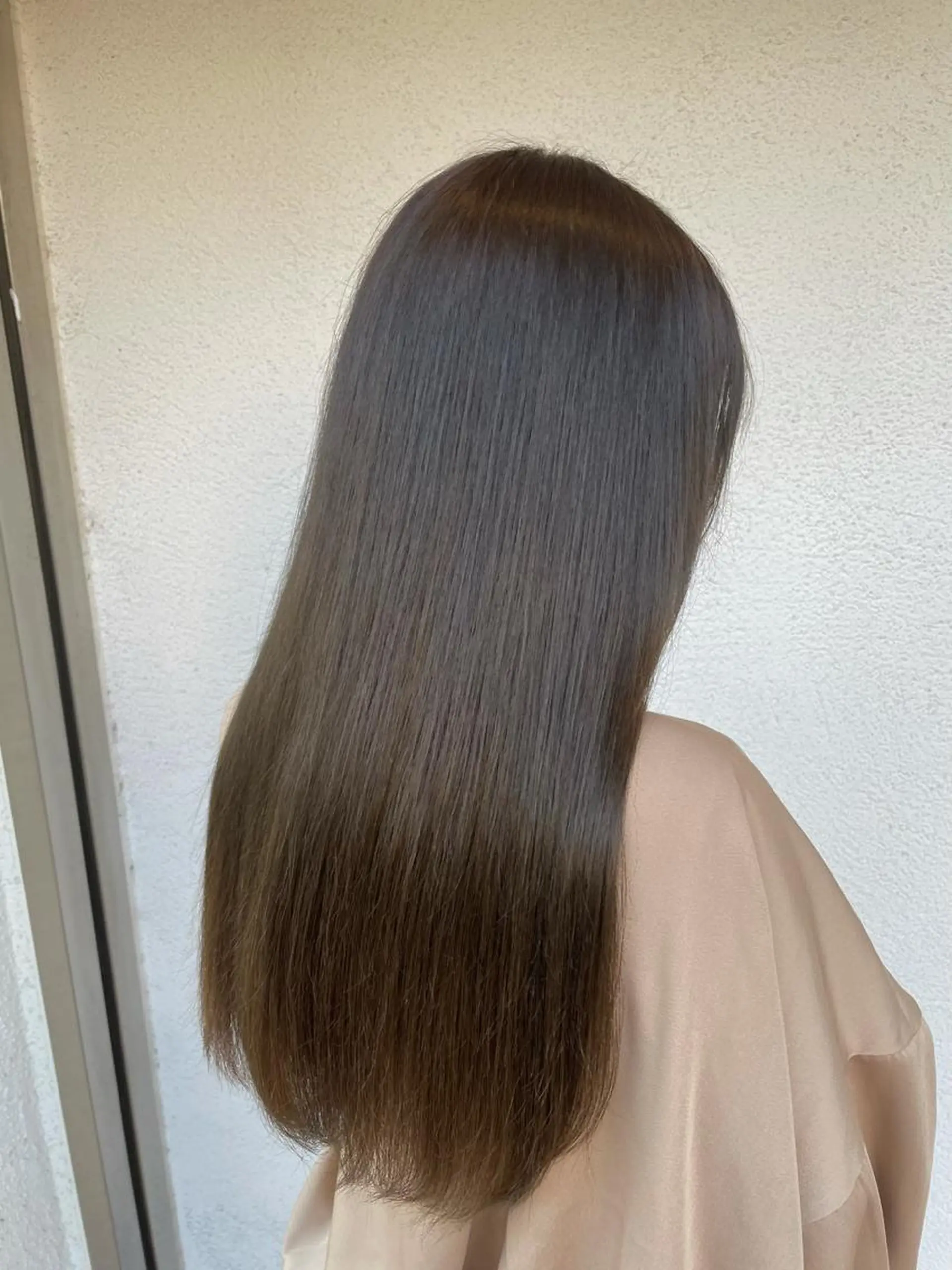 カラー putri 副店長 岸本　拓真のヘアスタイル