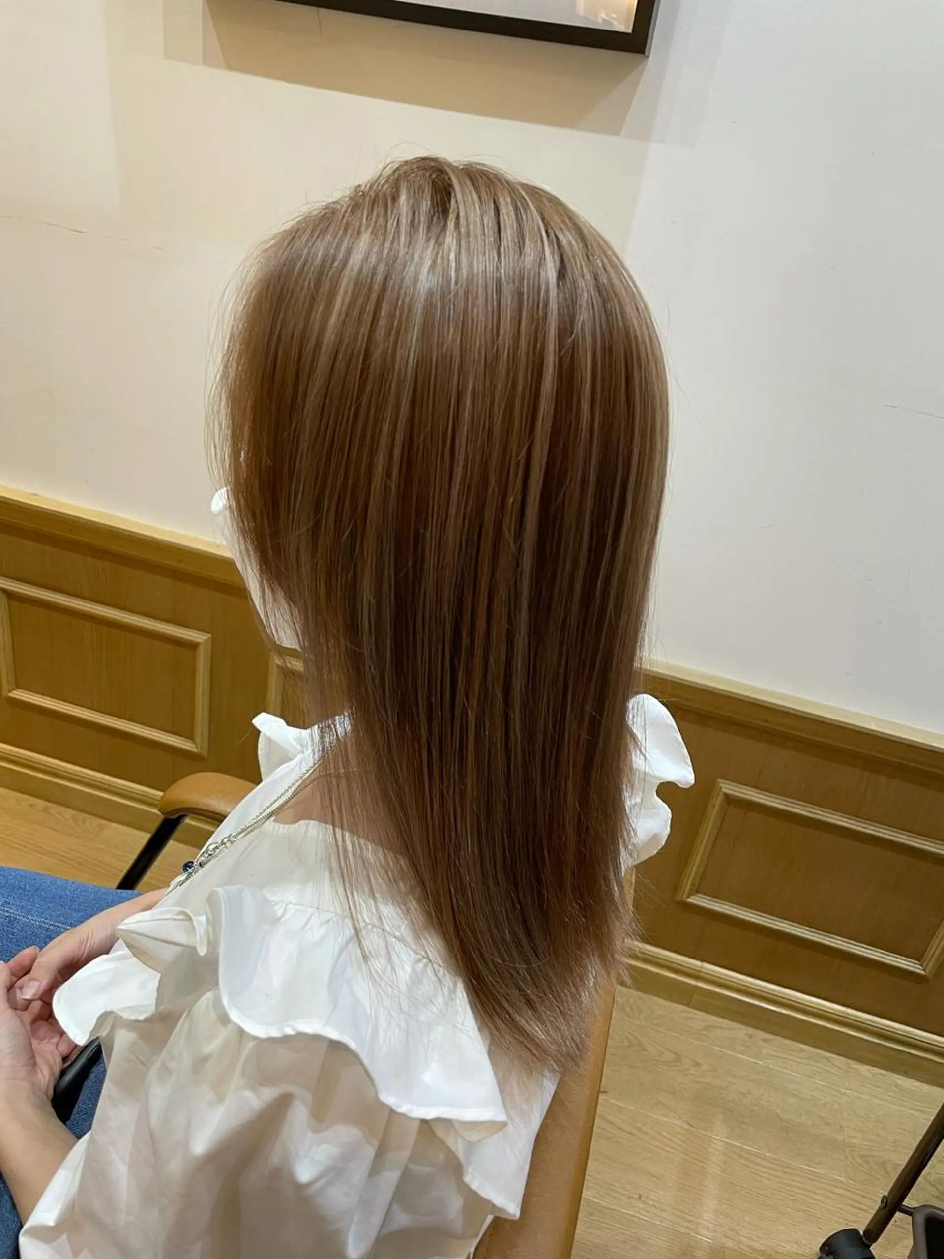 セミロング ハイライト レイヤーカット トリートメント ✨シルクストレート✨ 美髪髪質改善Yukiのヘアスタイル