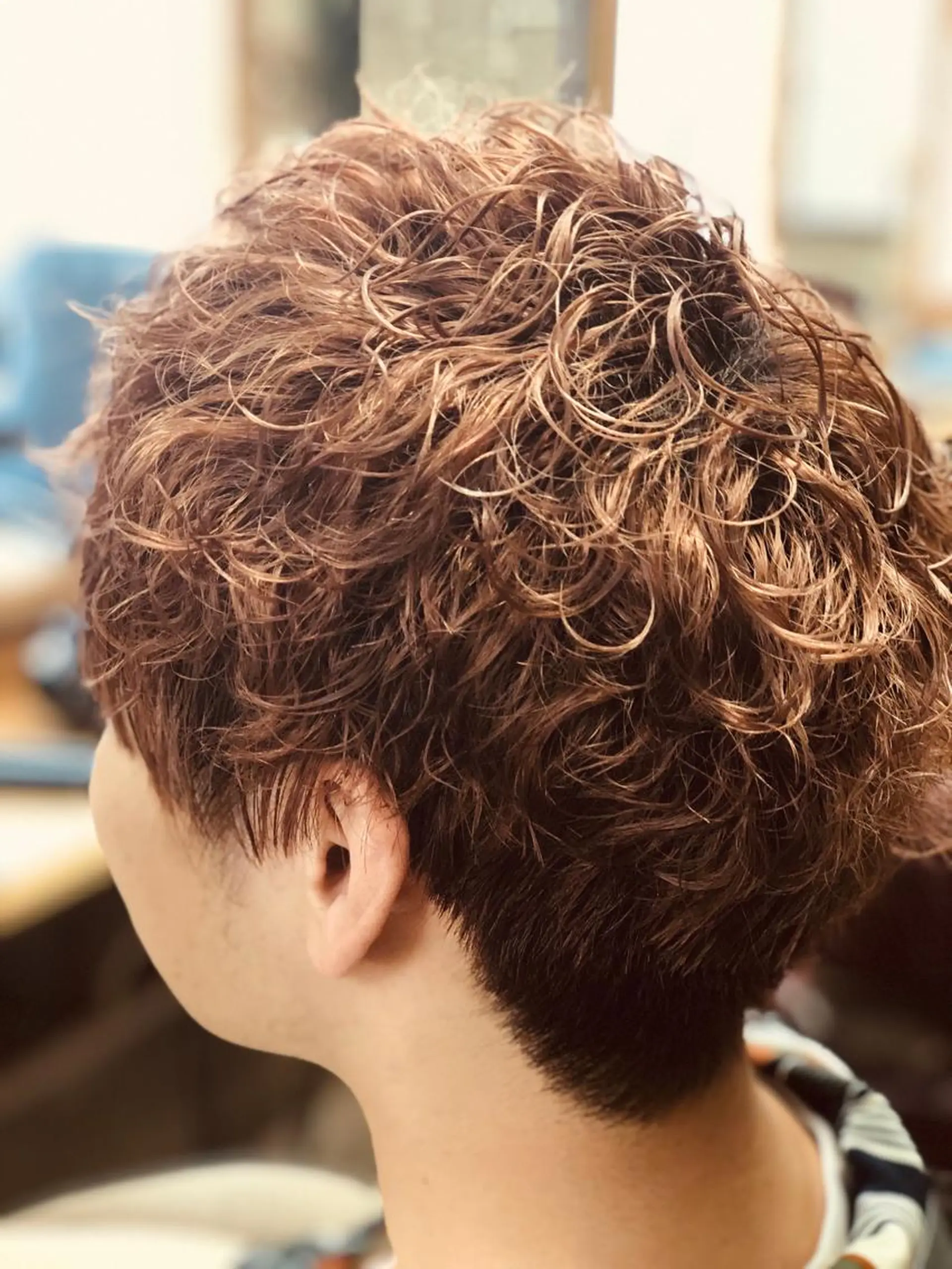 ショート パーマ メンズ EYEstylist ·ai MOERIのマツエク・マツパデザイン