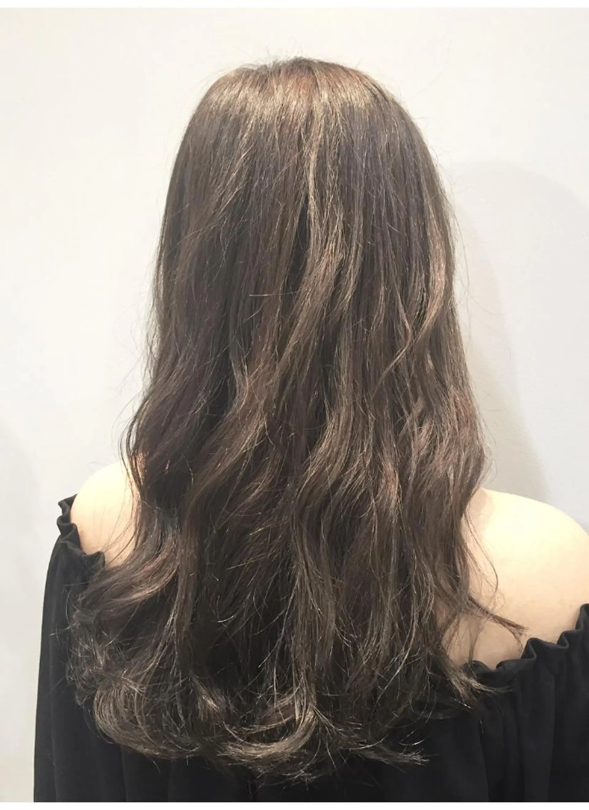 ミディアム カラー アッシュ ハイライトカラー ハイライト 透明感・艶カラー/ 坂田友梨奈のヘアスタイル