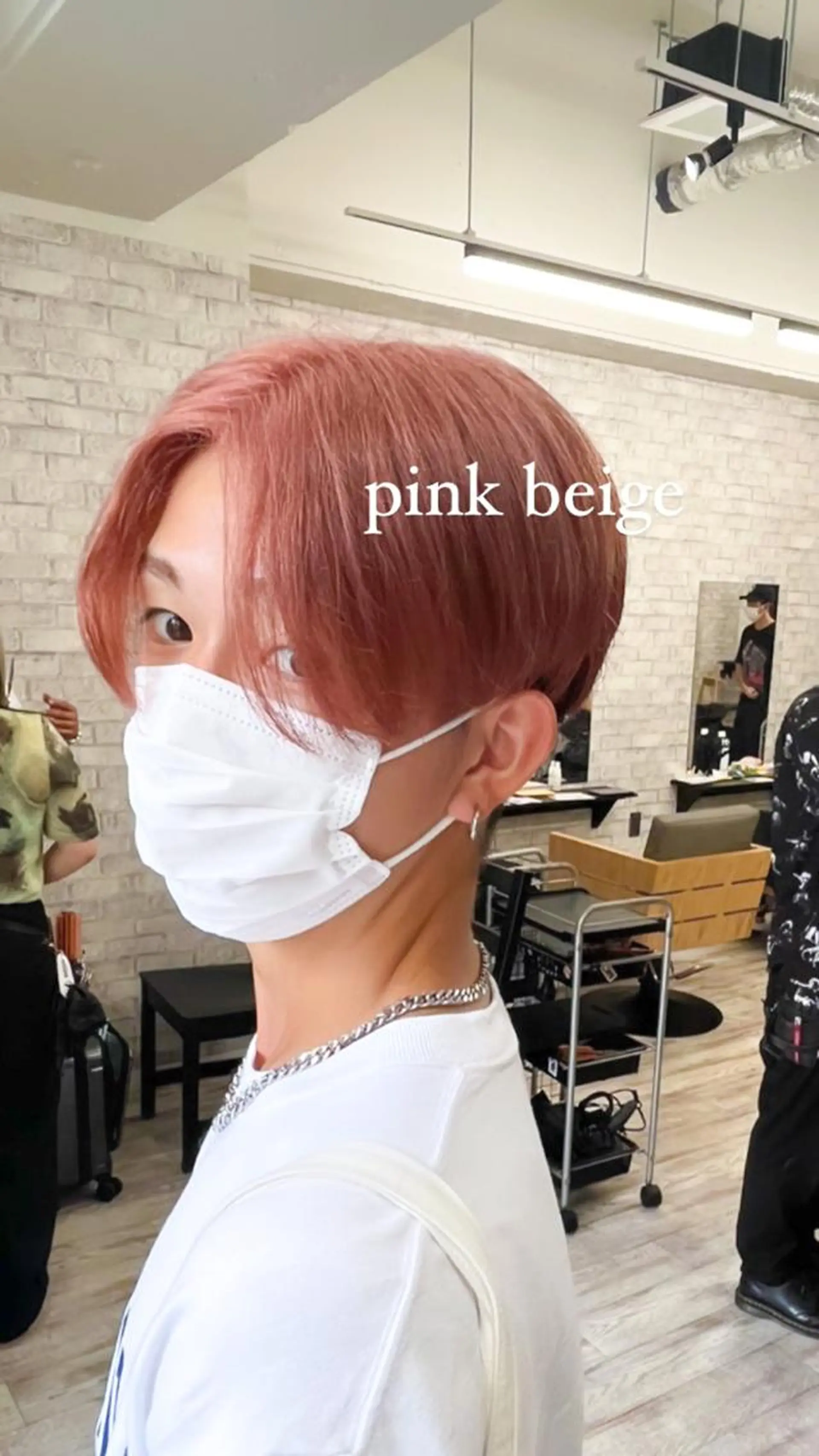 ショート カラー パーマ ヘアアレンジ メンズ キッズ ネイル マツエク・マツパ アイブロウ 🐺ウルフ×ハイトー ン🖤Yukinoのヘアスタイル