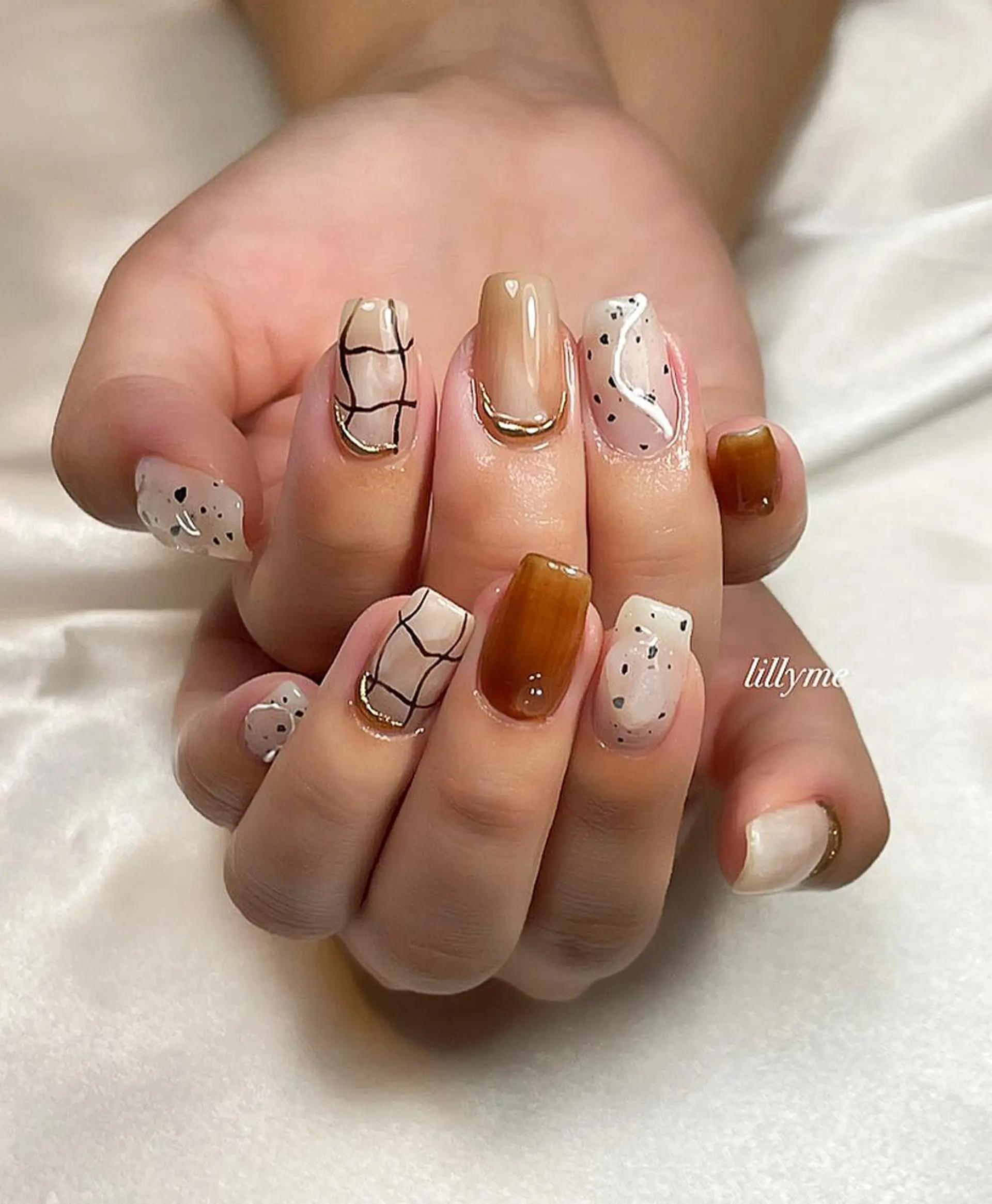 ネイル TERAI ERINAの眉毛・アイブロウイメージ