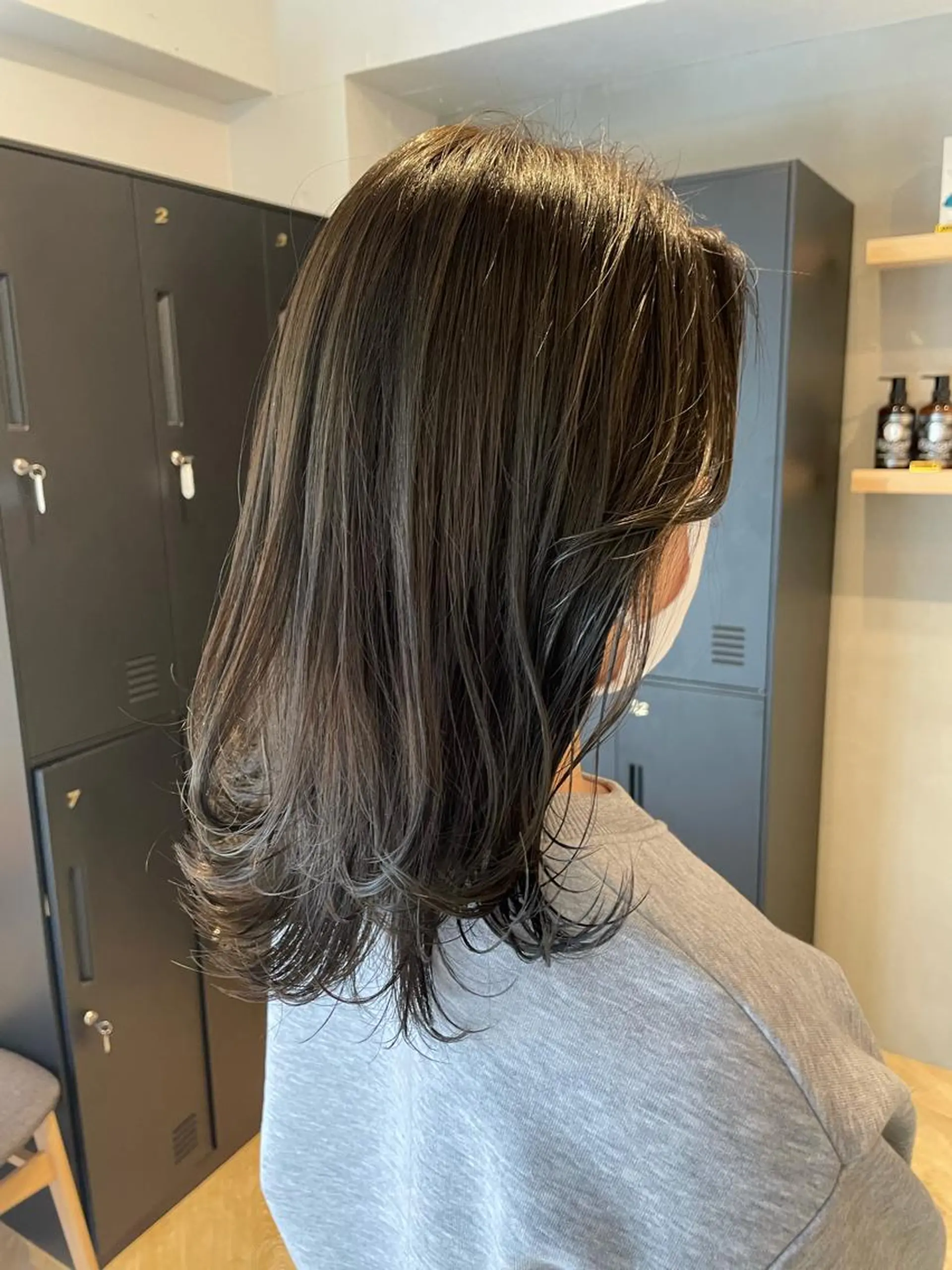 セミロング カラー hazuki 🌝のヘアスタイル