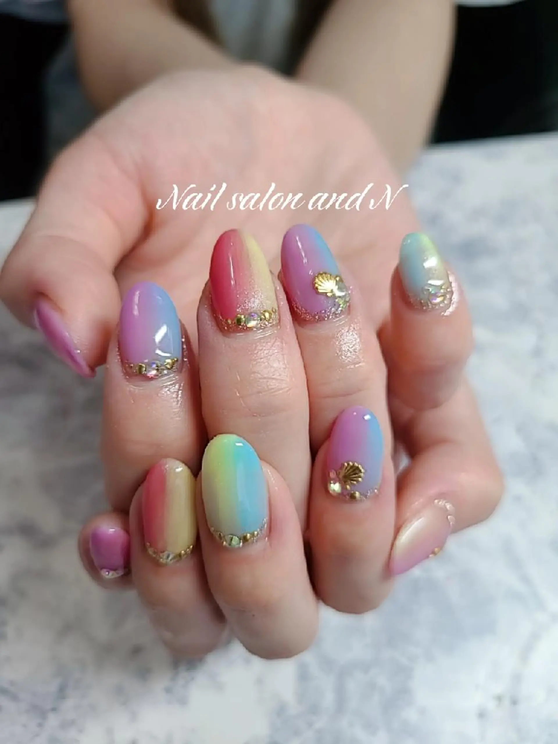 ネイル and Nのネイルデザイン