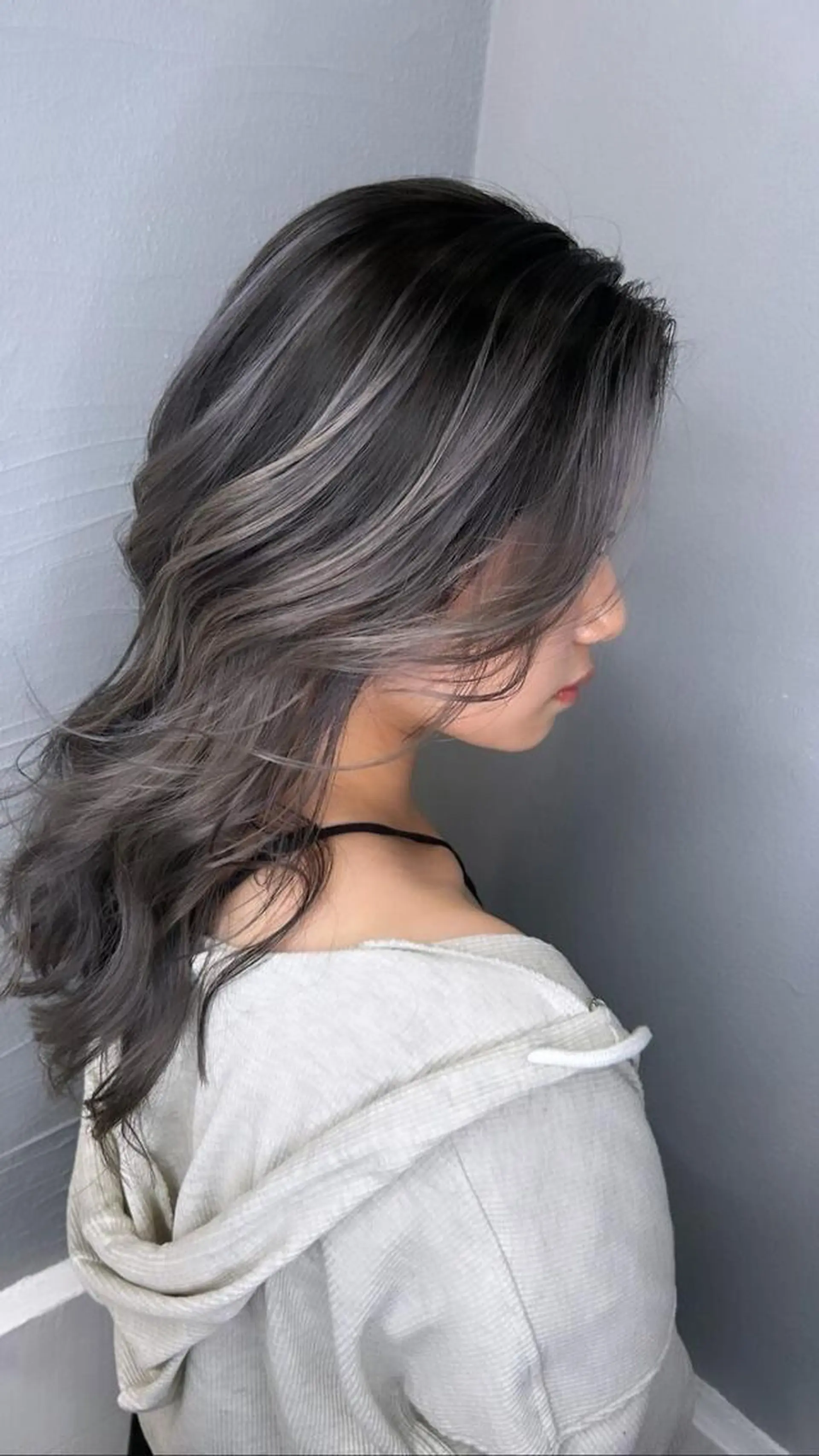 ロング ハイライト 髪質改善 韓国風ヘア レイヤーカット 小顔カット TIGRE for hairのヘアスタイル