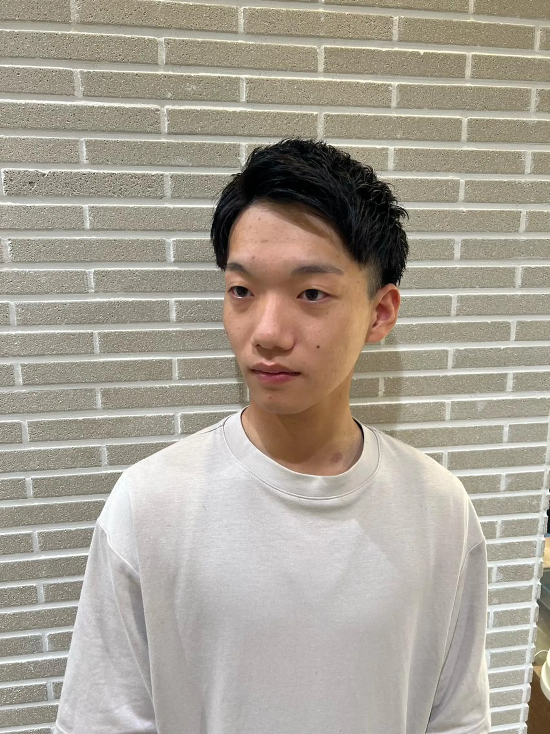 メンズ ツーブロック カット 赤本悠斗波巻きパーマ メンズパーマのヘアスタイル