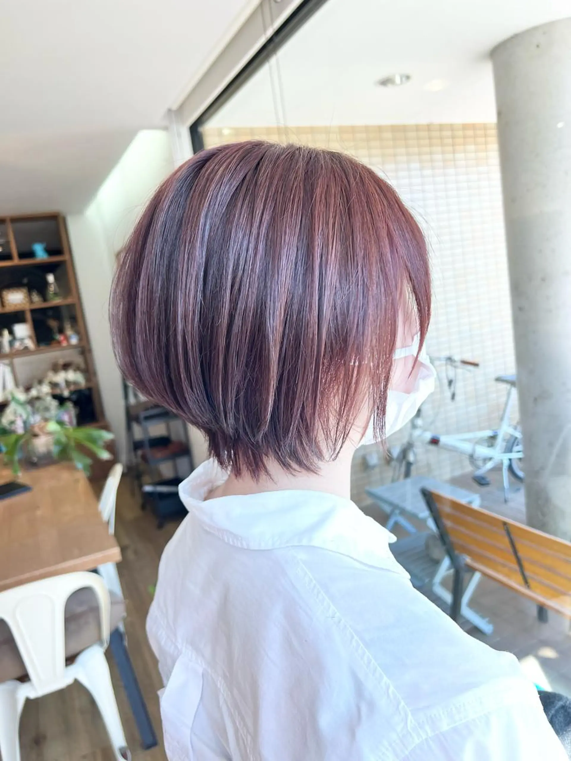 ショート カラー ブラウンカラー ピンクカラー ピンクブラウン ショートヘア 堀 望美のヘアスタイル