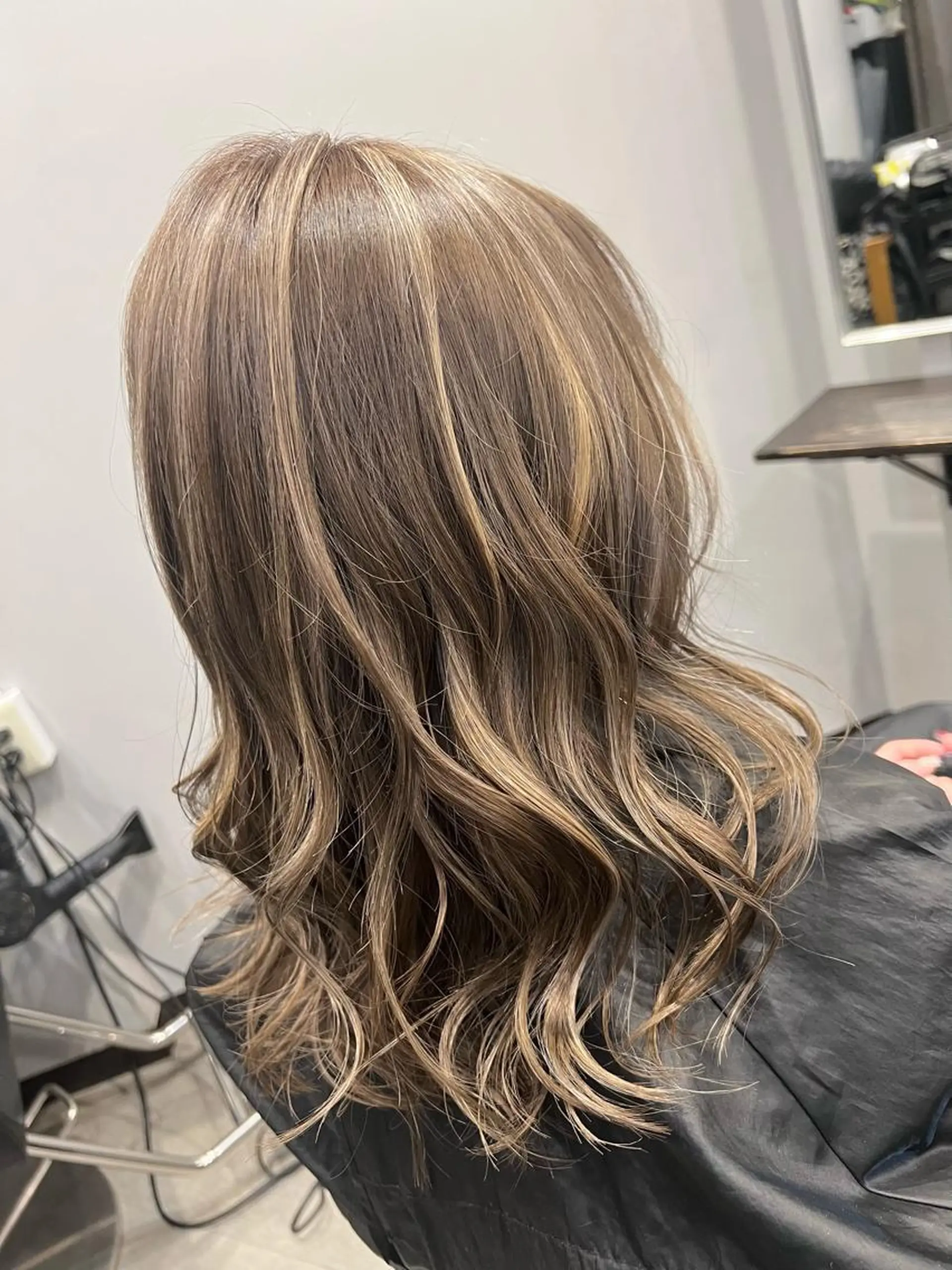 カラー ハイライトカラー ヘアカラー 寺嶋 貴大のヘアスタイル