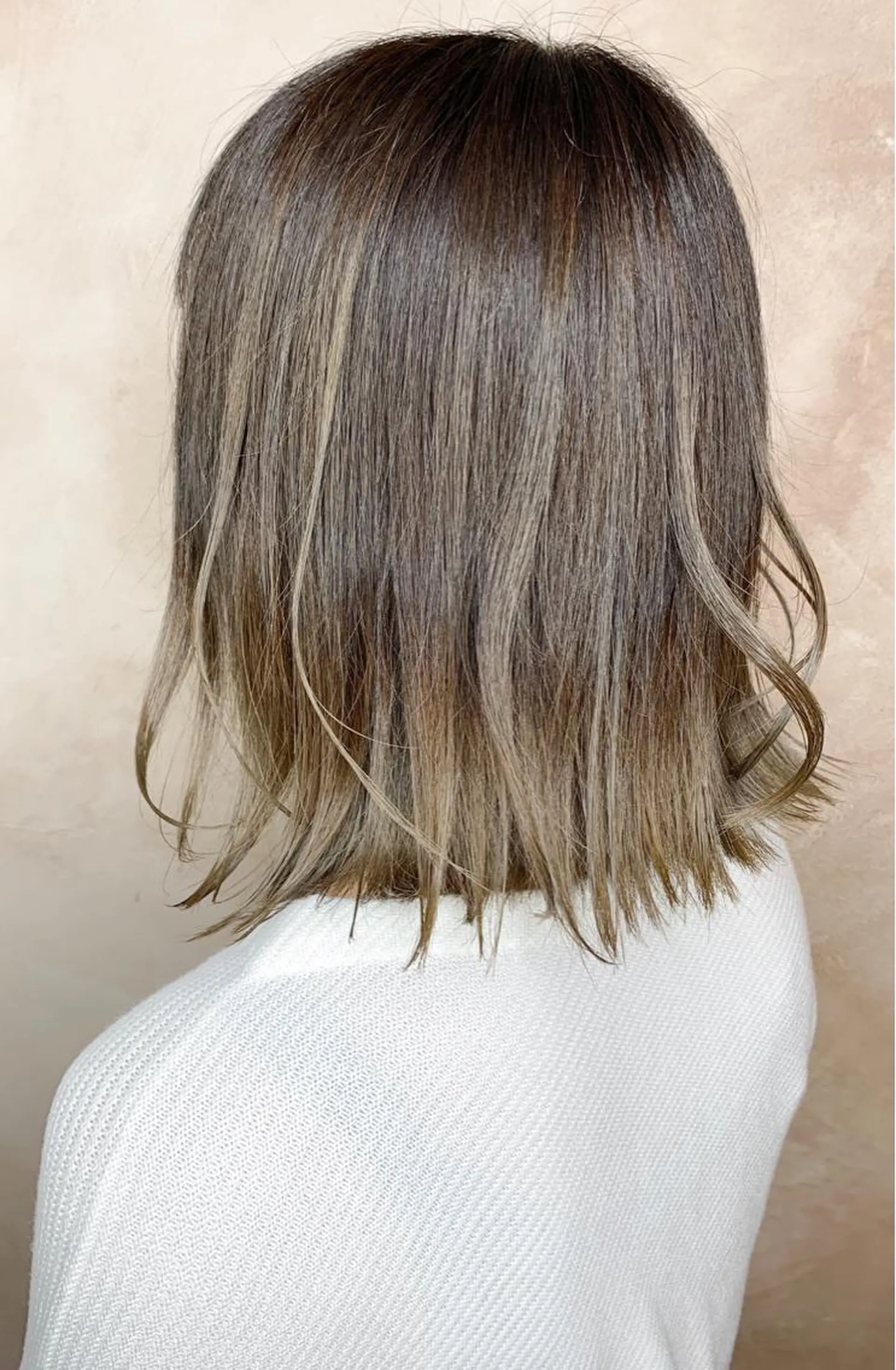 ミディアム カラー ヘアアレンジ バレイヤージュ レイヤーカット 🤍デザインカラー 特化🤍HIROのヘアスタイル