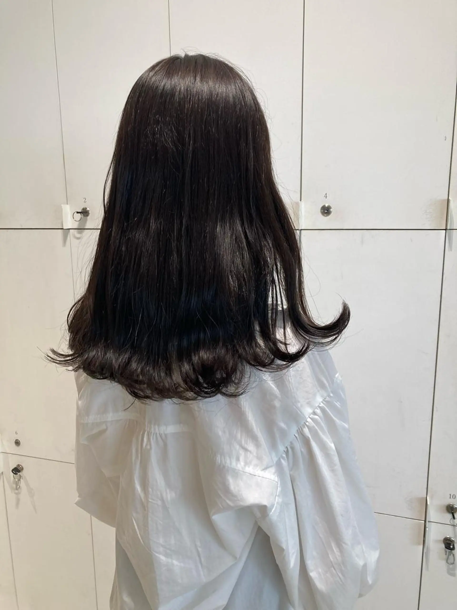 セミロング カラー 透明感カラー🫧 nanohaのヘアスタイル