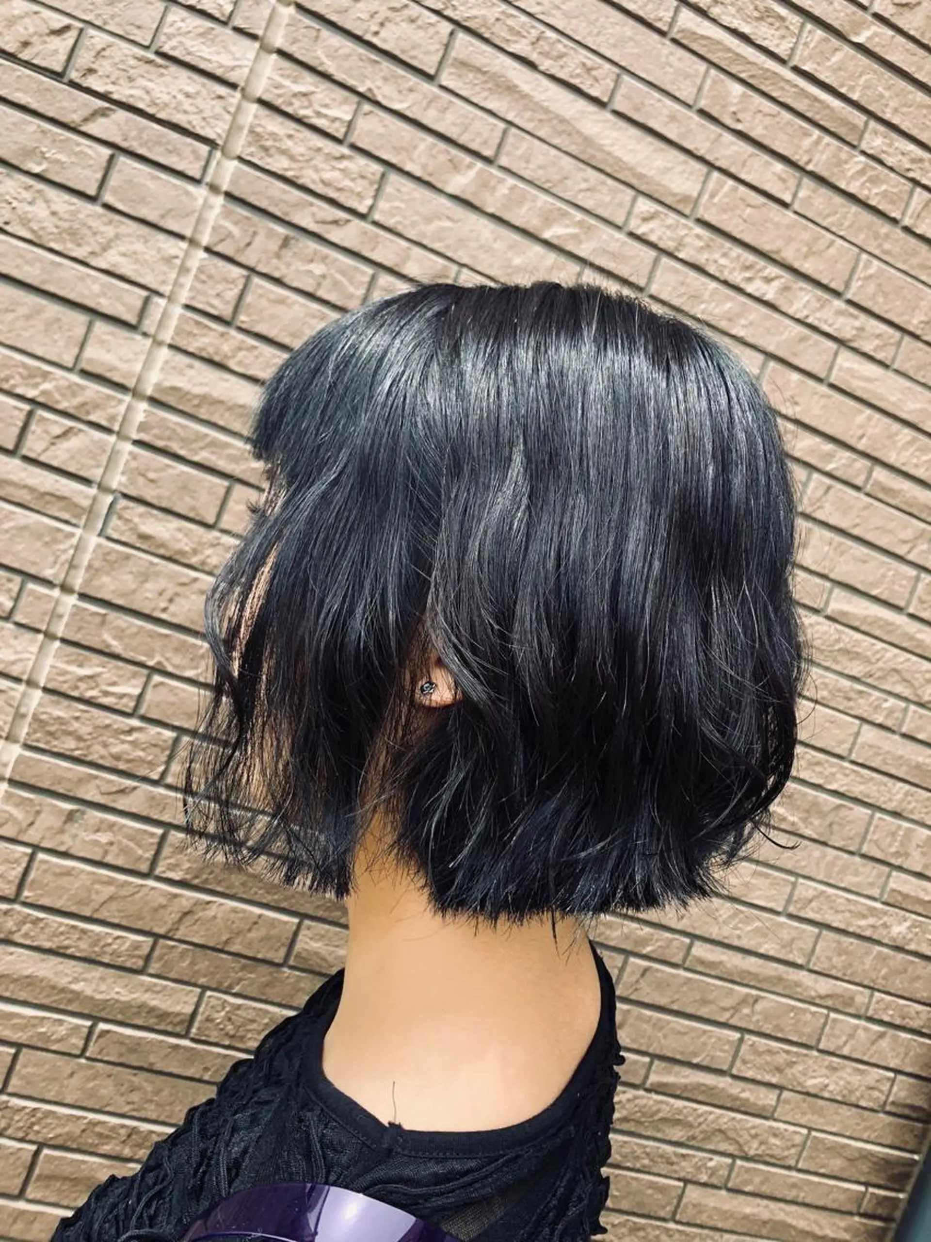 ショート カラー ヘアアレンジ ブルーカラー 𝐍𝐄𝐎 𝐉𝐔𝐑𝐈のネイルデザイン
