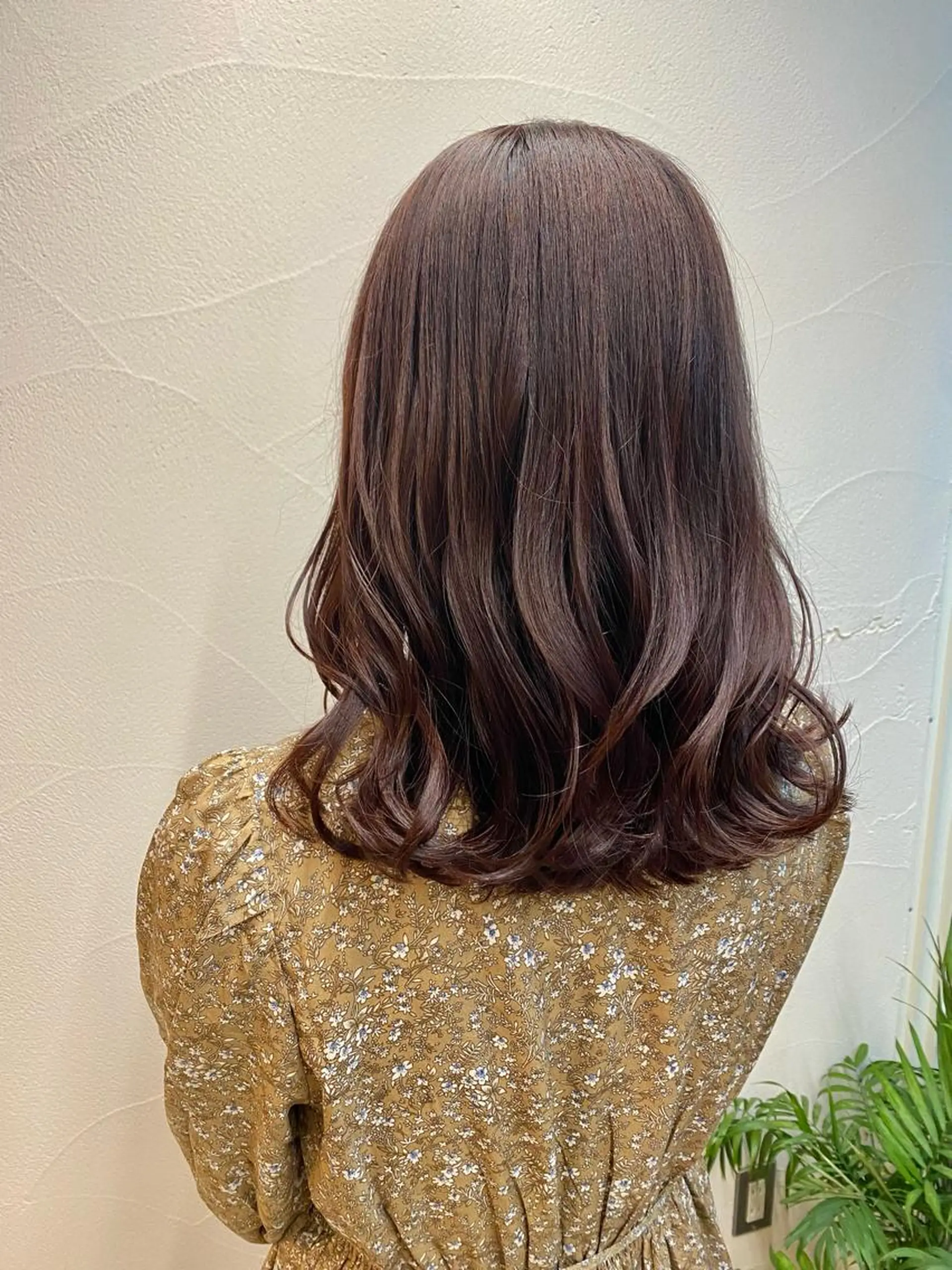 ミディアム カラー カット ヘアカラー トリートメント ハイトーン×似合わせ 🌱中川慎之介のヘアスタイル