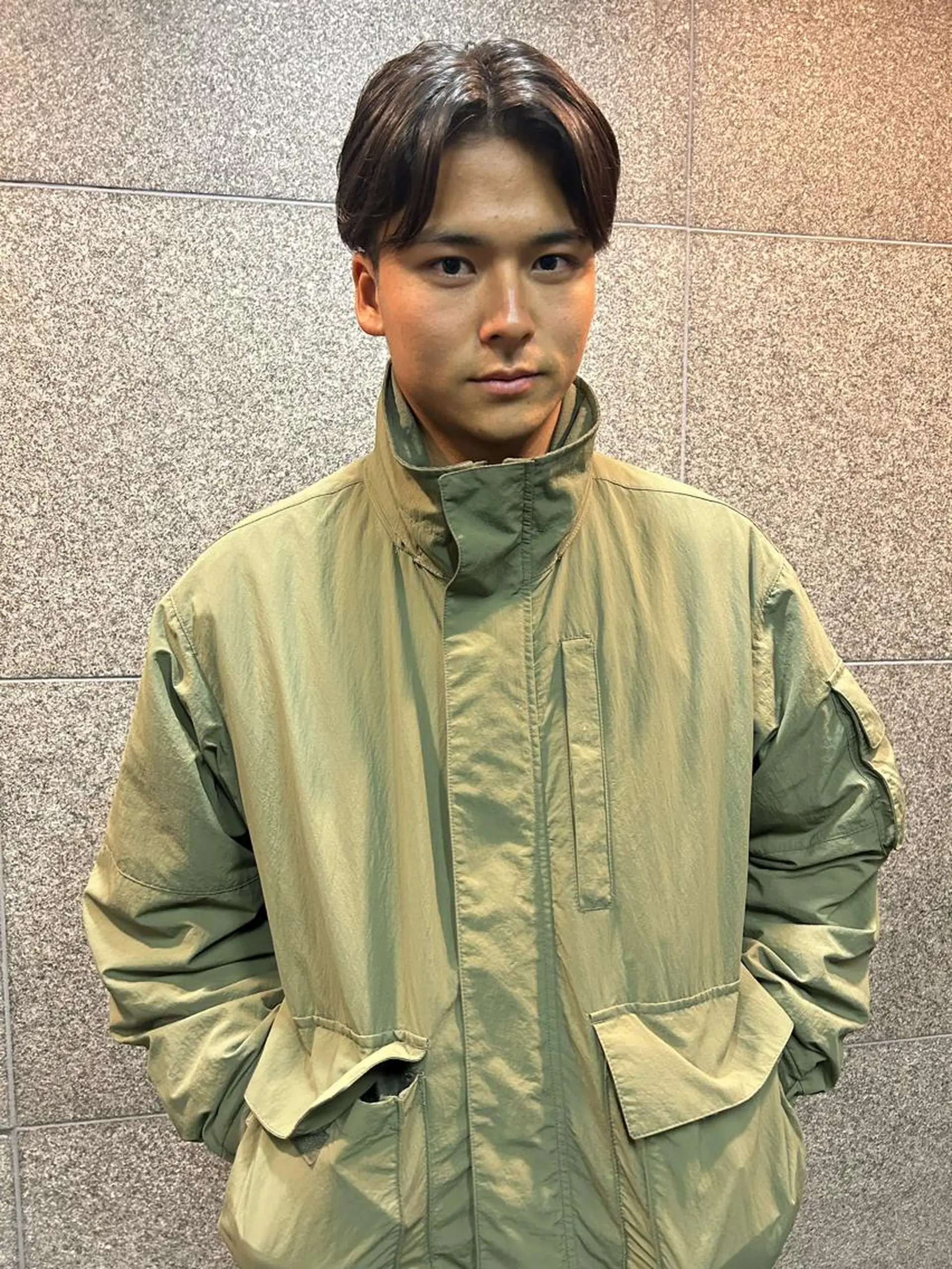 ショート メンズ メンズブリーチ センターパート メンズハイライト メンズインナーカラー メンズパーマ カット 💈メンズ短髪特化 ✂︎伊藤大輝💈のヘアスタイル