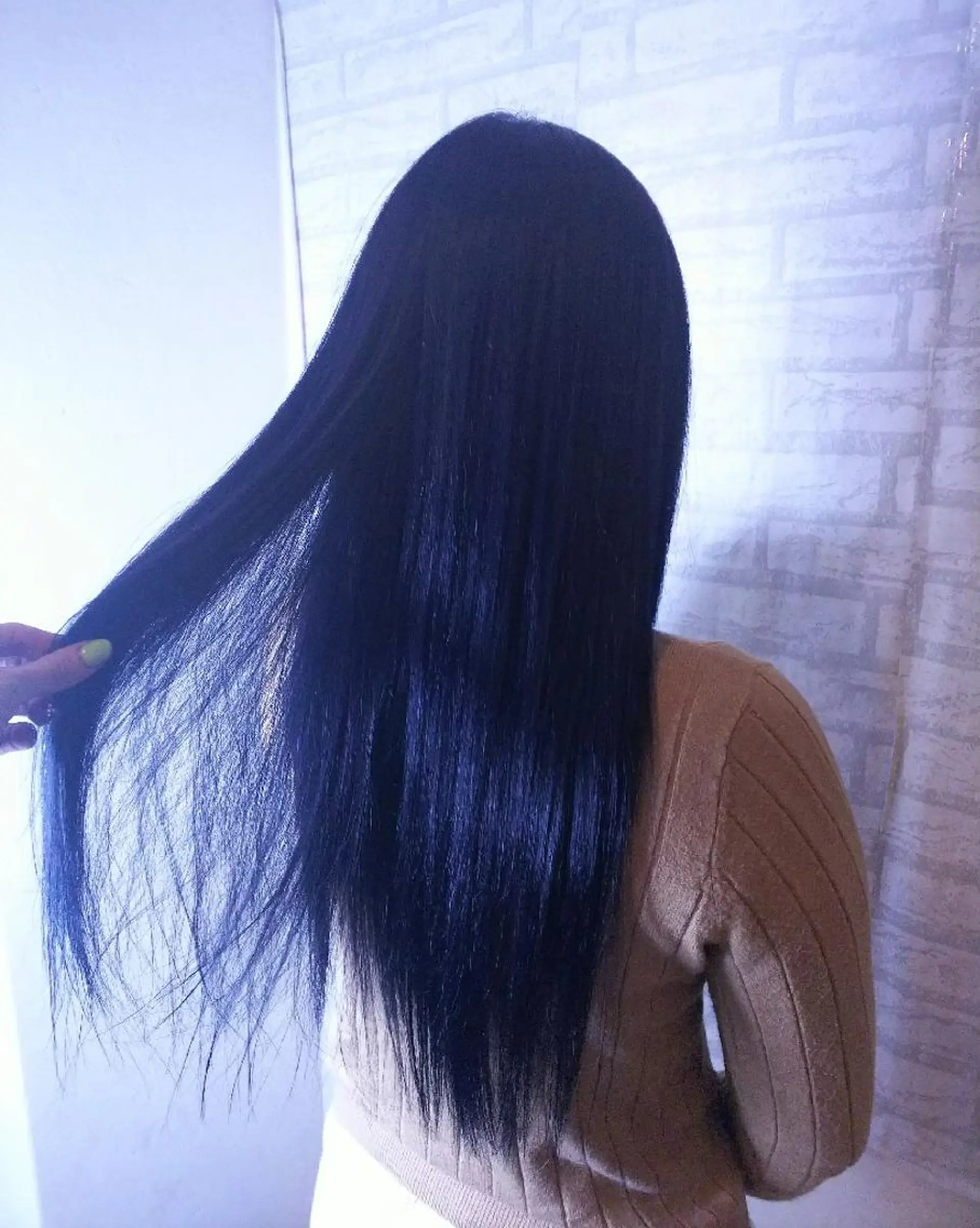 ロング カラー 黒髪 ネイビーカラー RU RIのヘアスタイル